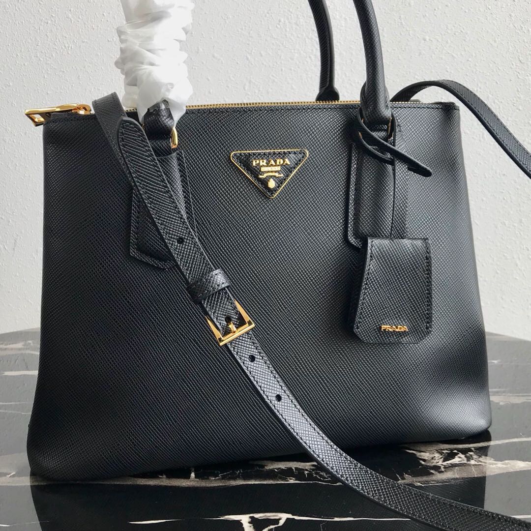 Pra*a galleria saffiano leather bag