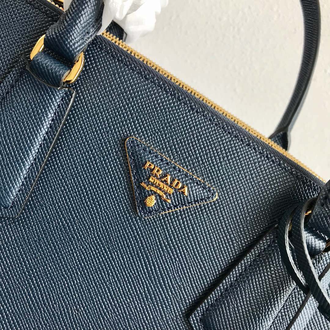 Pra*a galleria saffiano leather bag
