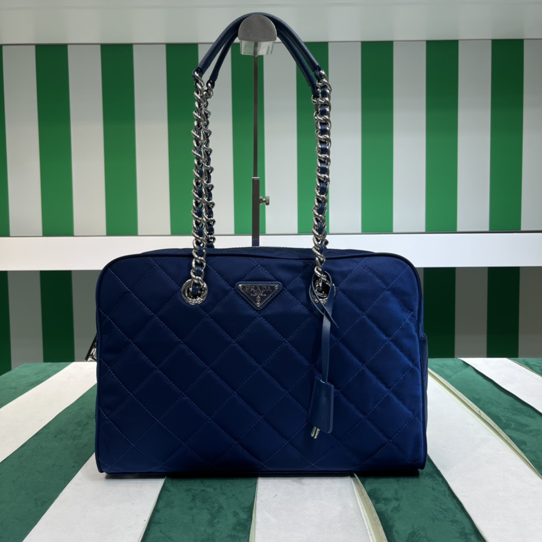 Pra*a handbag