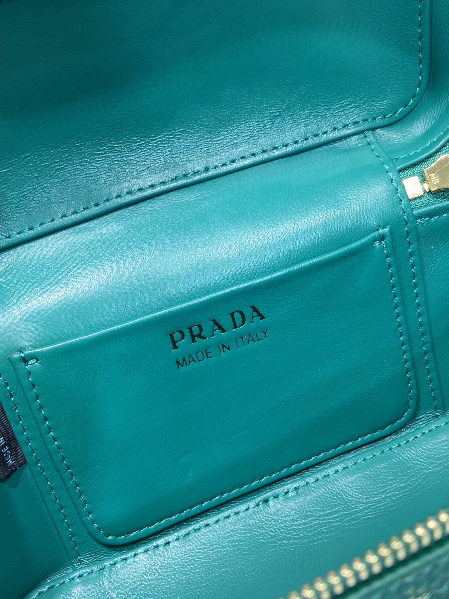Pra*a leather mini-bag