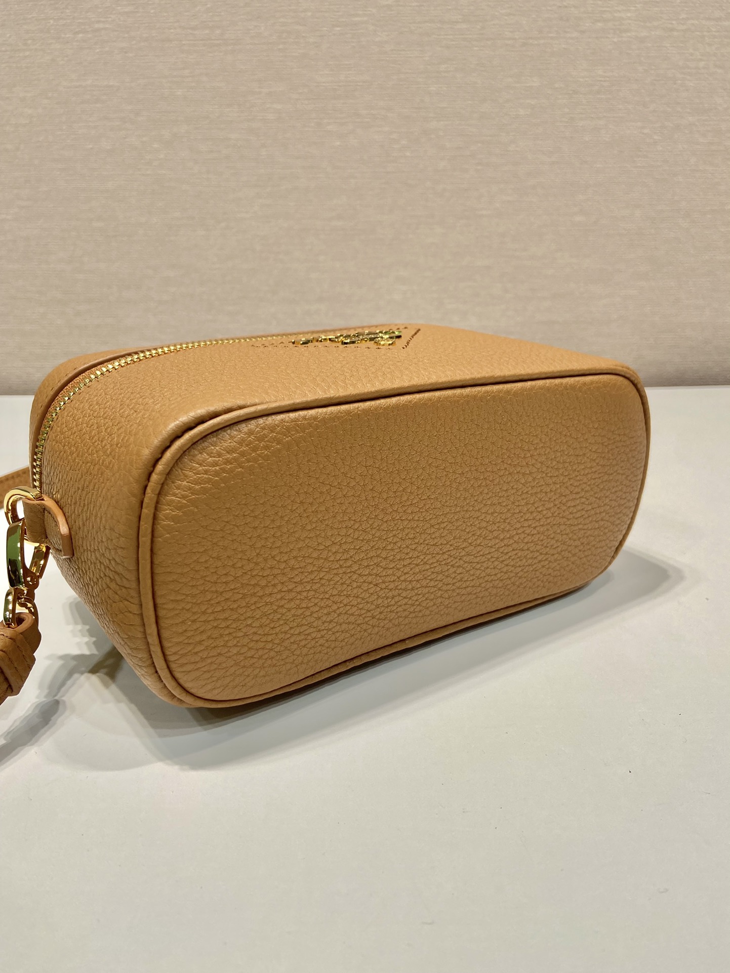 Pra*a leather mini-bag