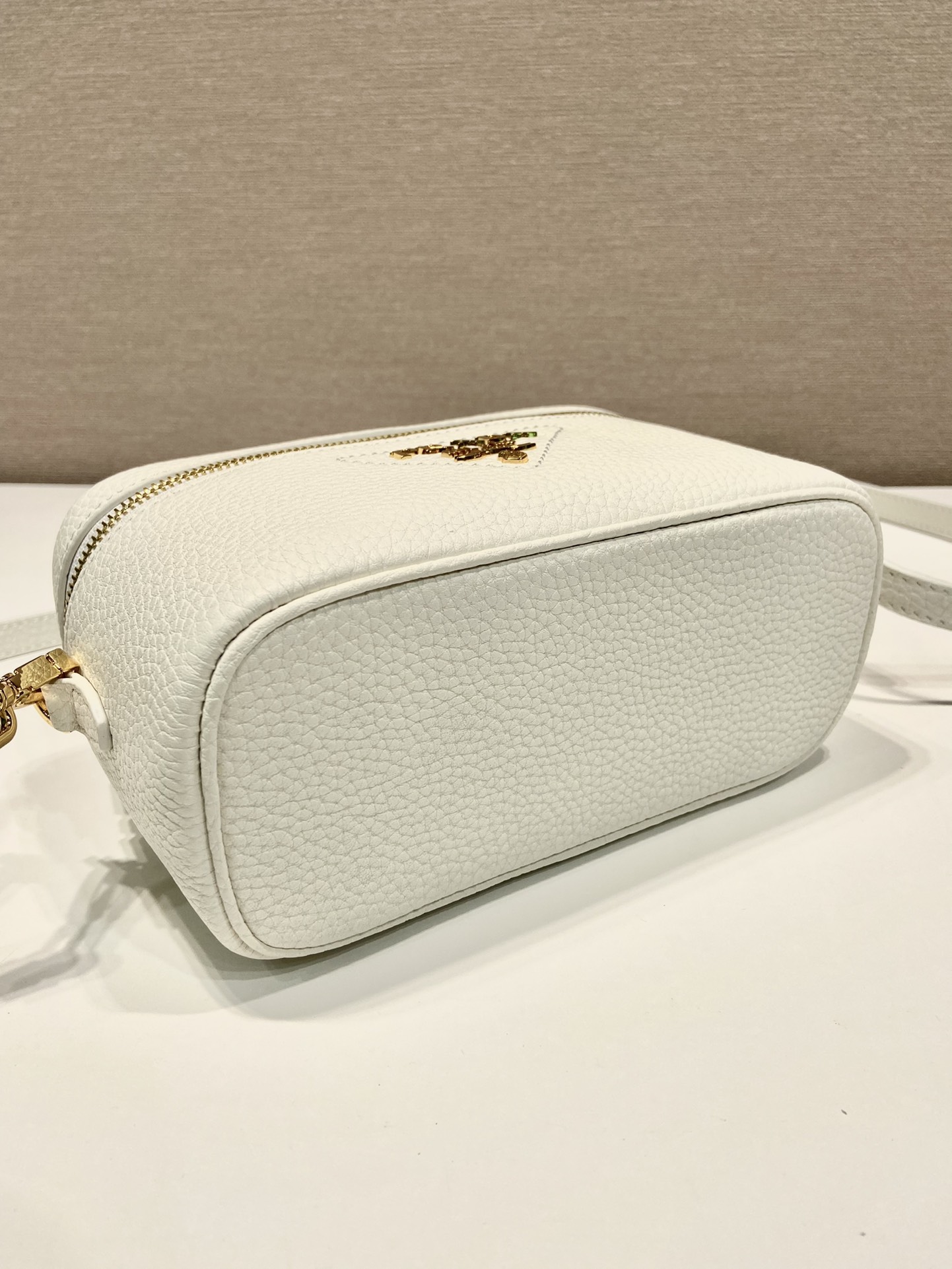 Pra*a leather mini-bag