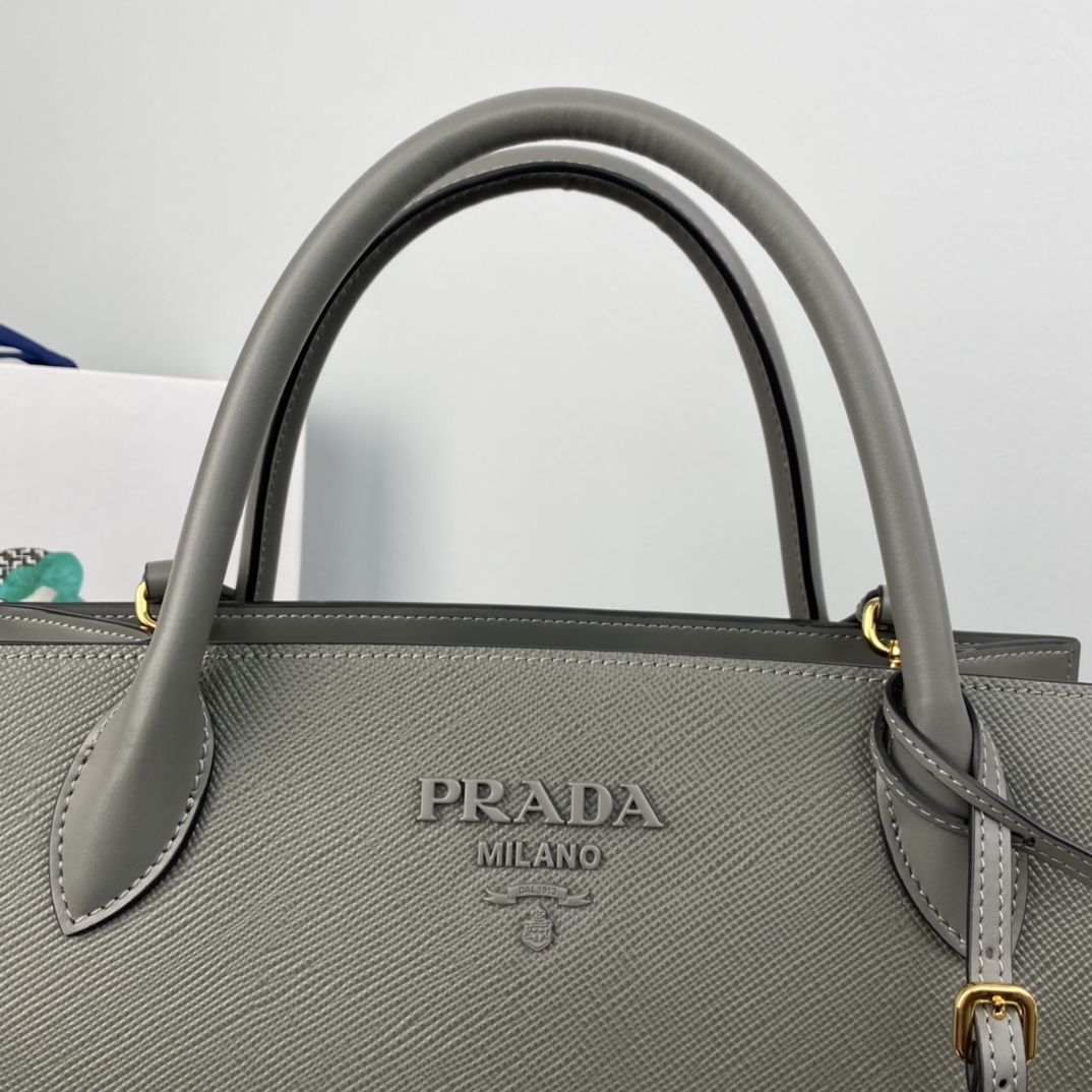 Pra*a monochrome medium saffiano bag