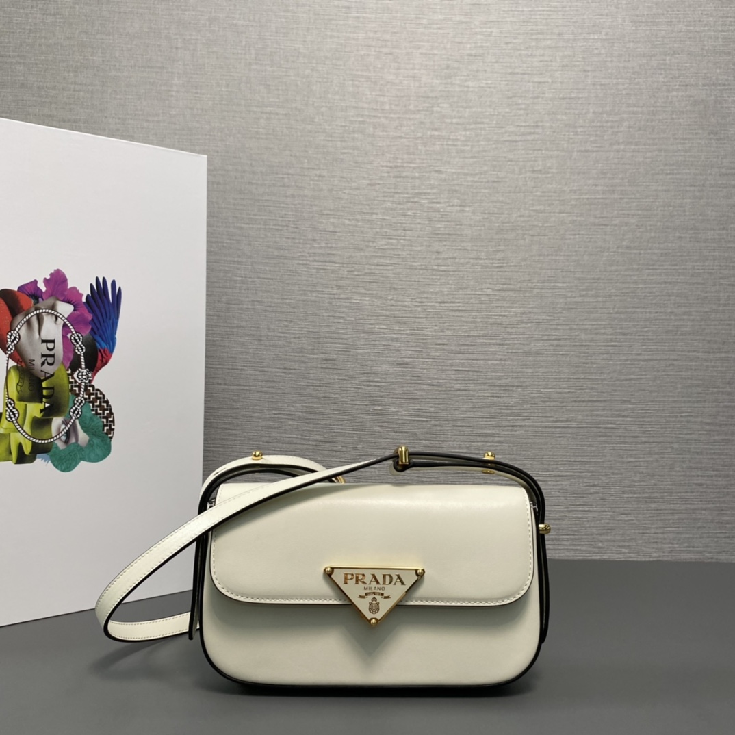 Pra*a leather shoulder bag