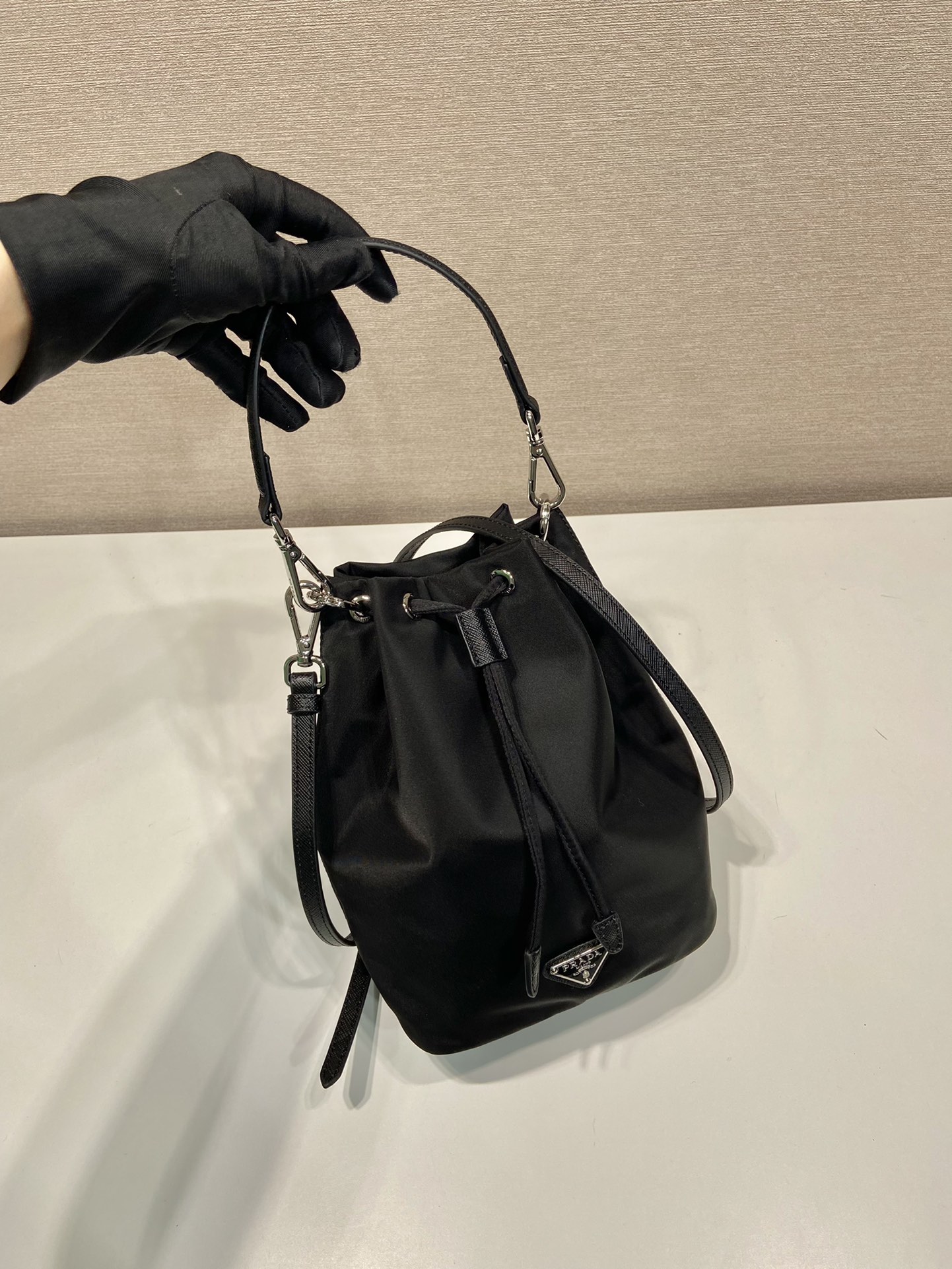 Pra*a bucket bag