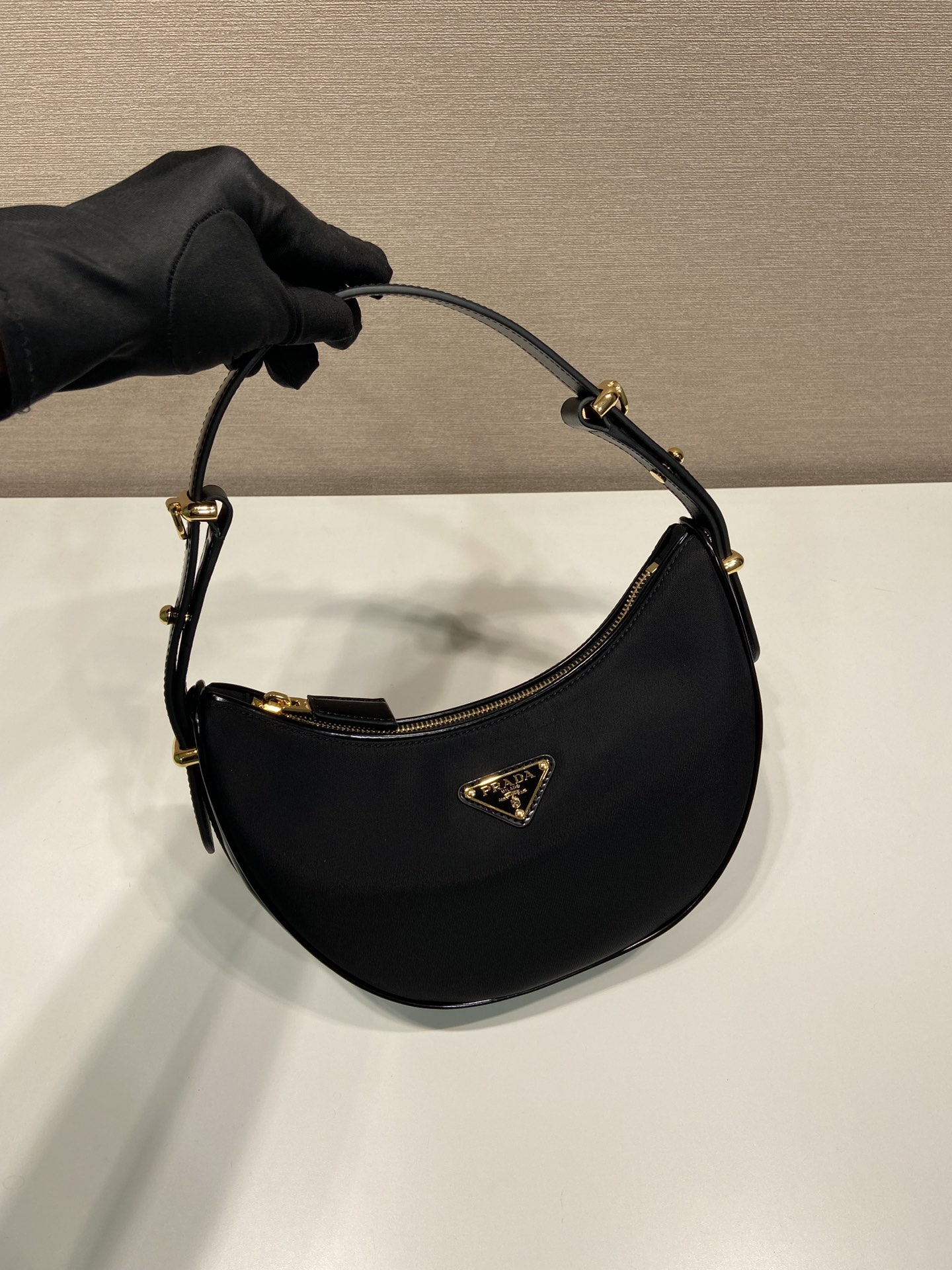 Pra*a arqué shoulder bag