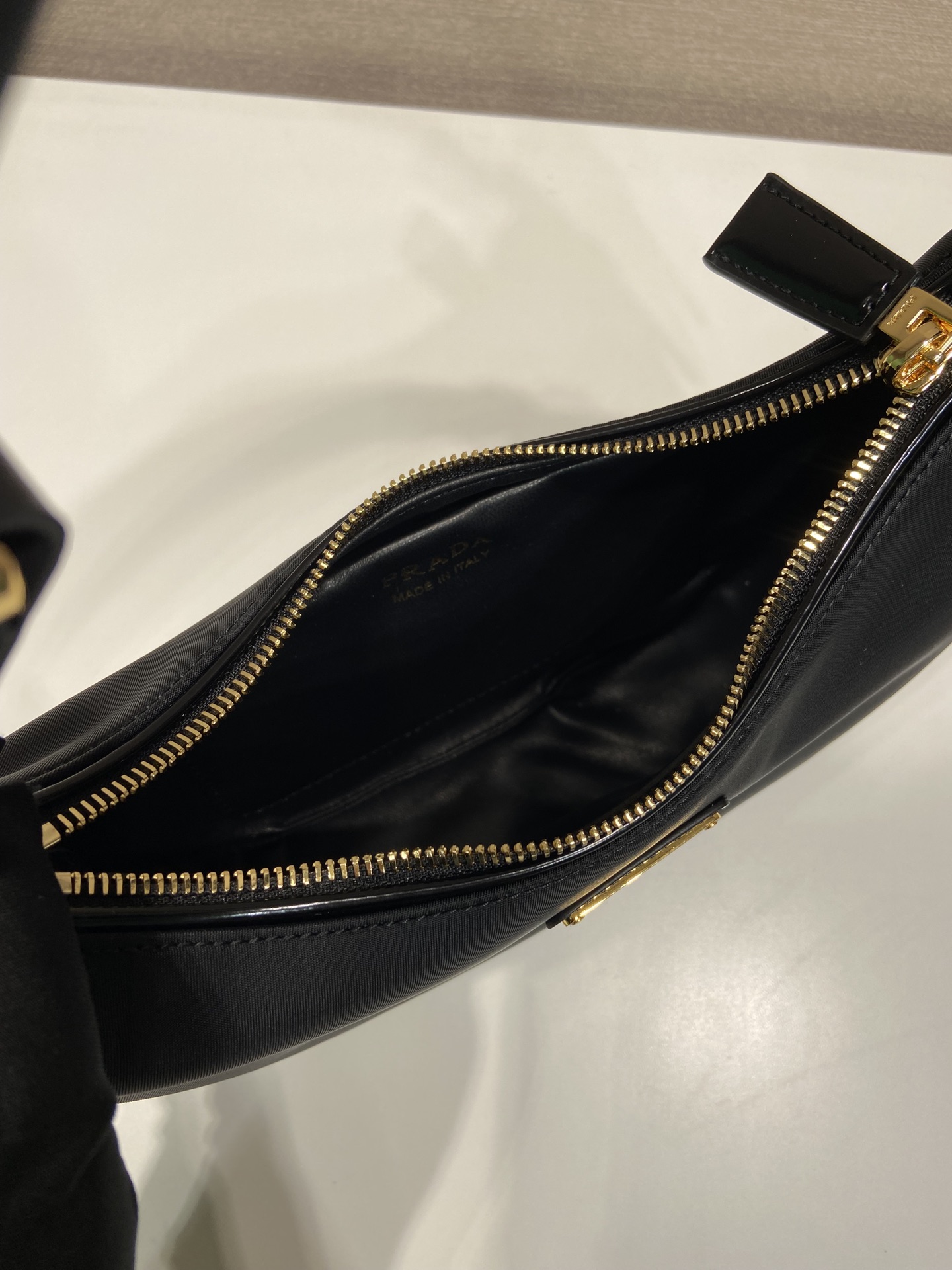 Pra*a arqué shoulder bag