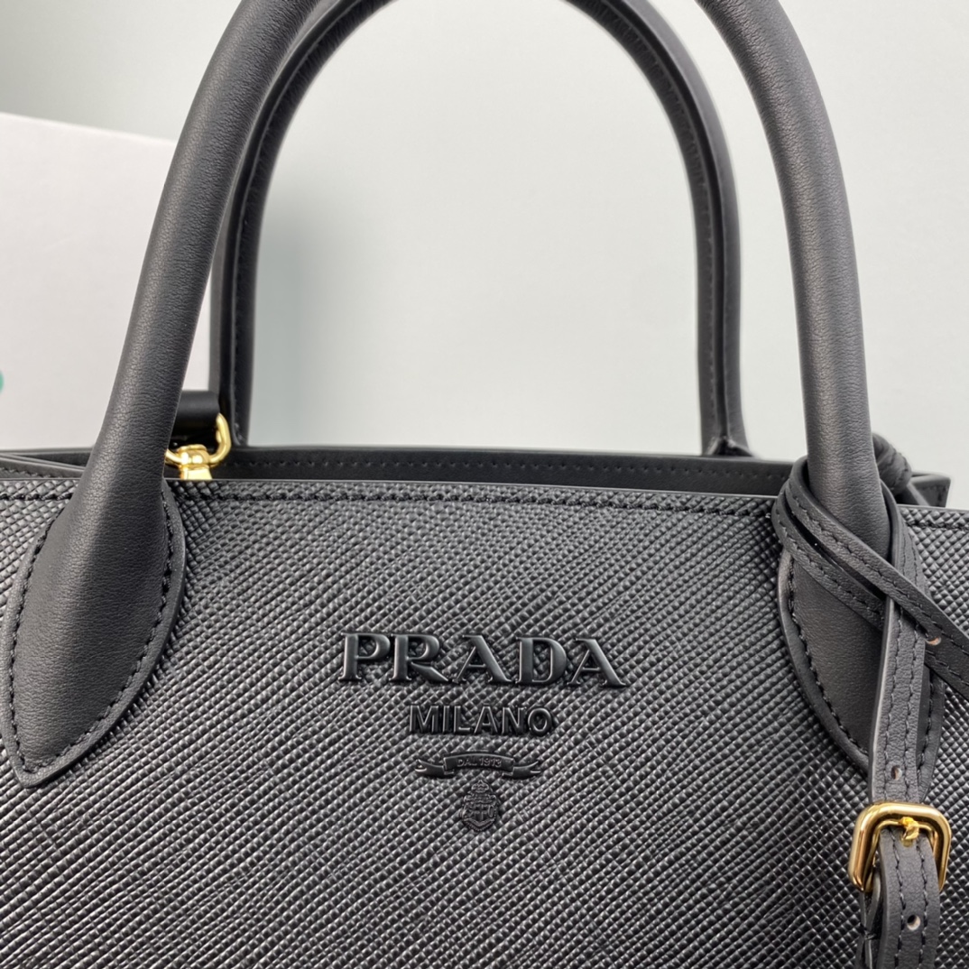 Pra*a monochrome small saffiano bag