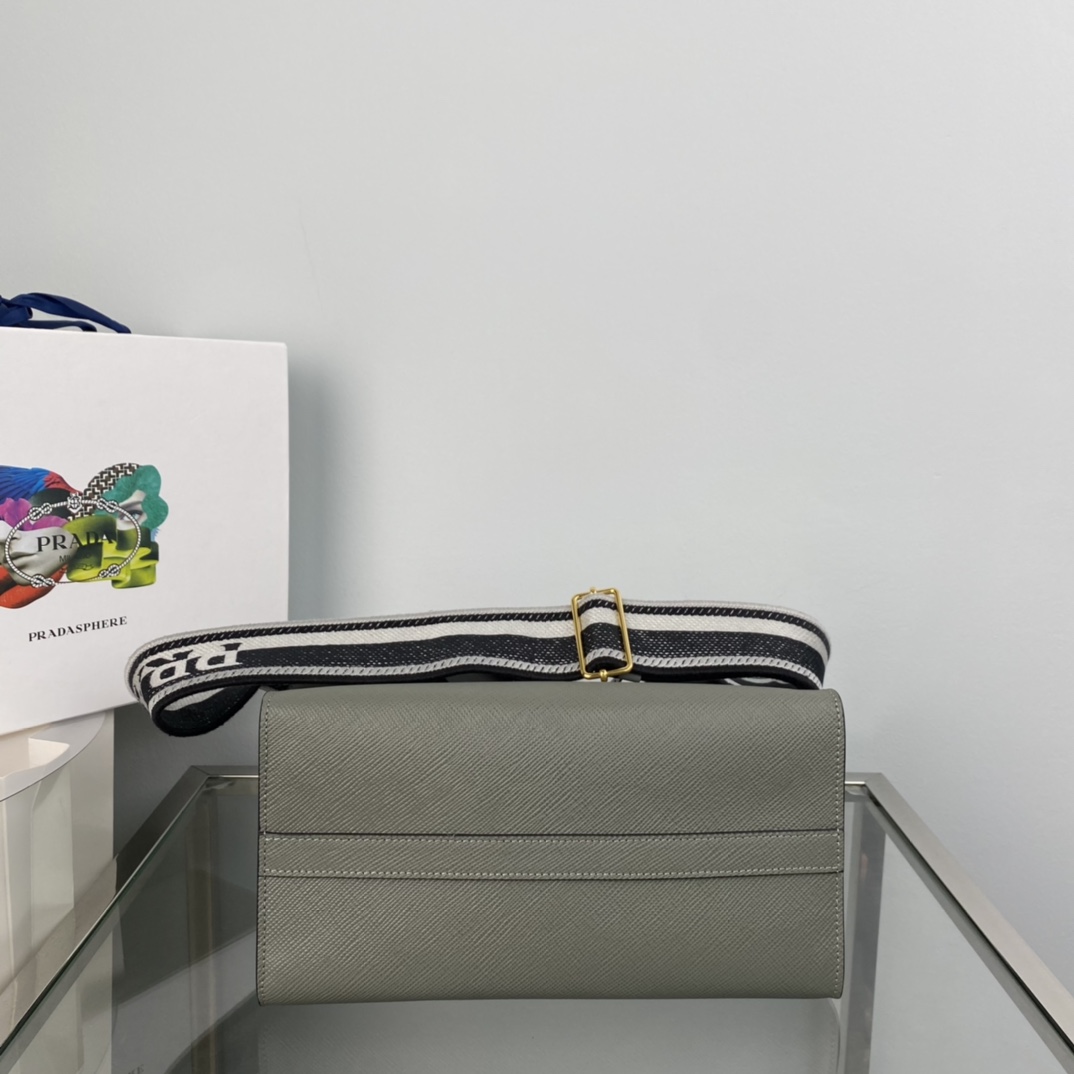 Pra*a monochrome small saffiano bag