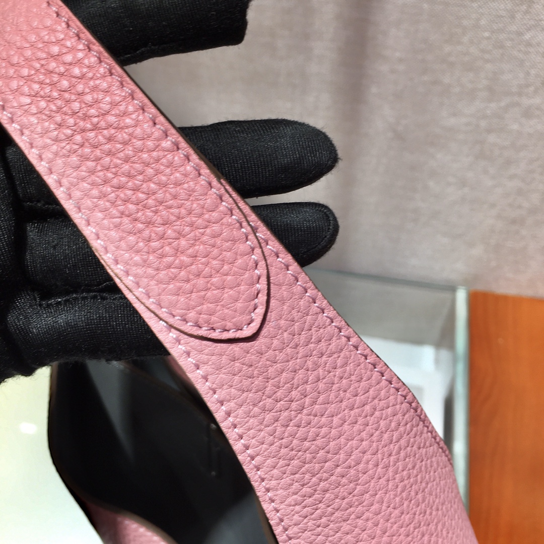 Pra*a leather handbag