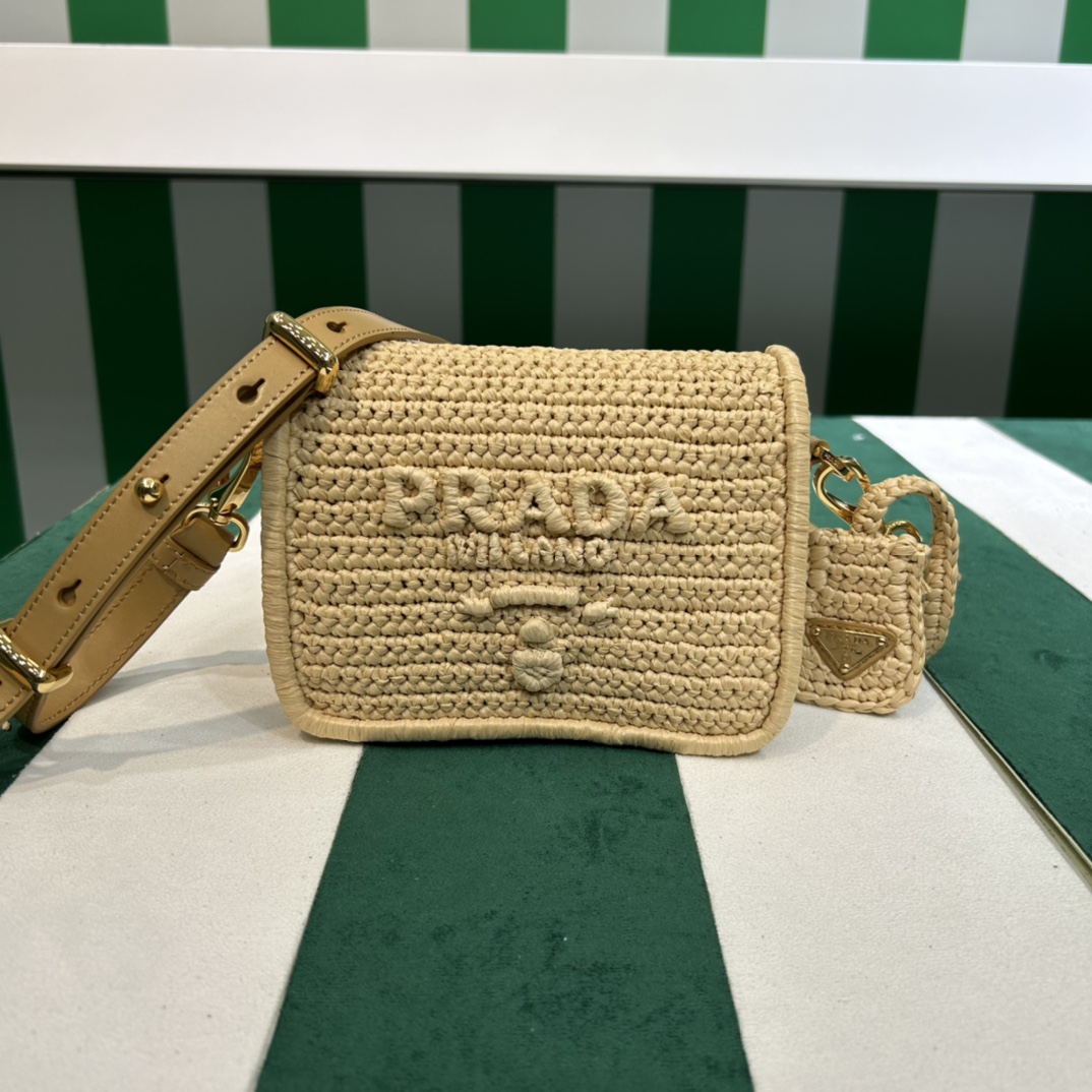 Pra*a crochet shoulder bag