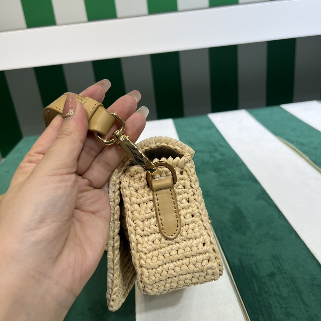 Pra*a crochet shoulder bag
