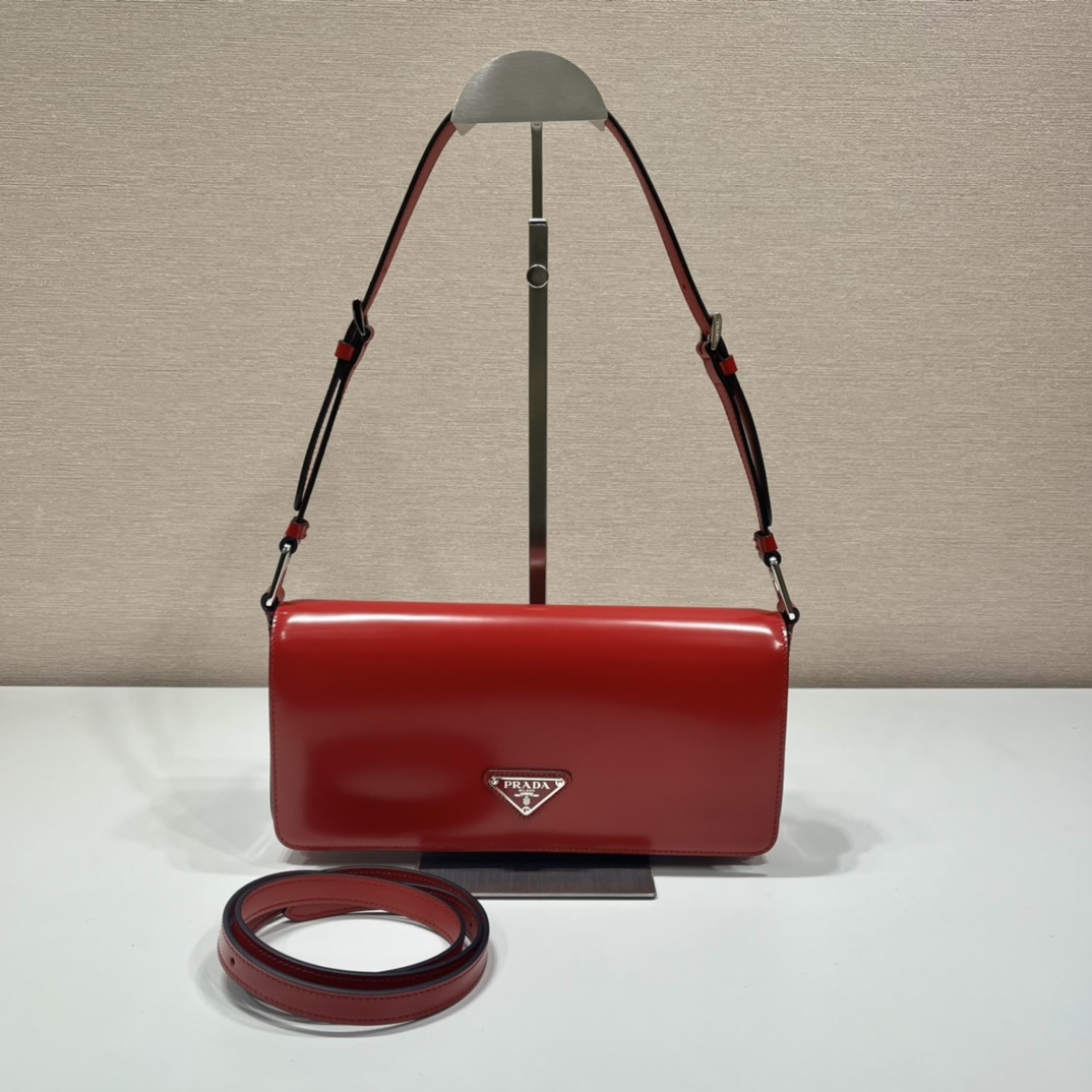 Pra*a brushed leather Pra*a femme bag