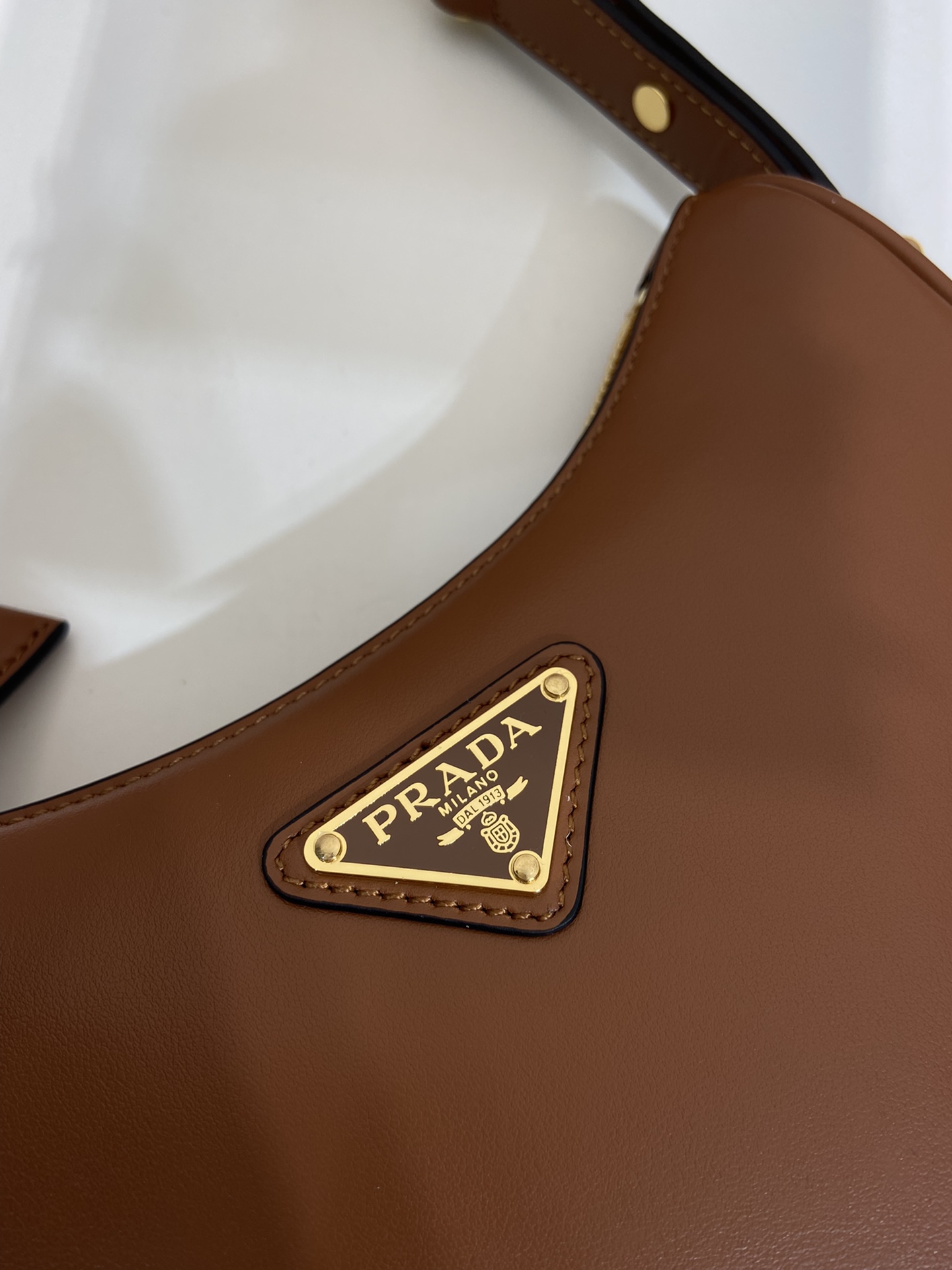 Pra*a arqué leather mini shoulder bag