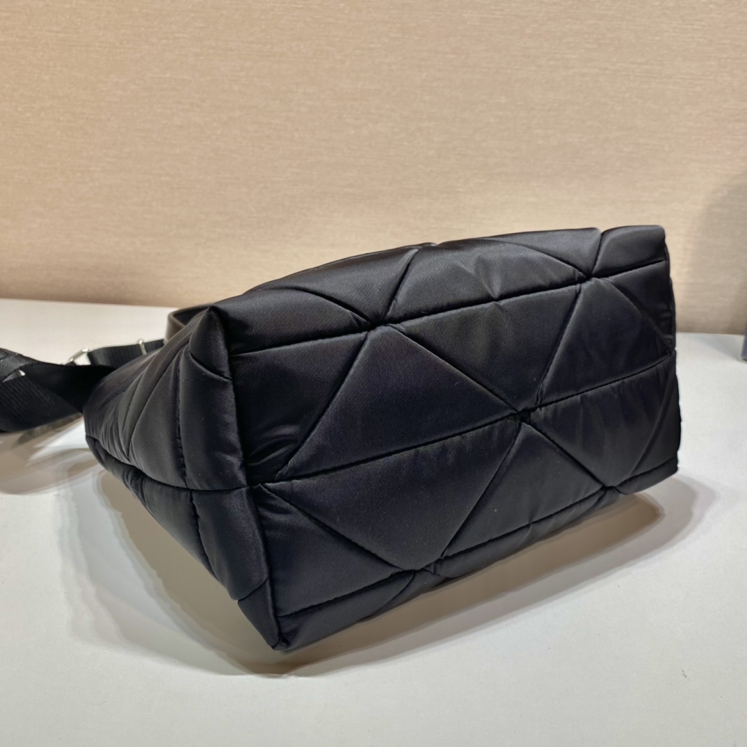 Pra*a system nappa leather patchwork tote