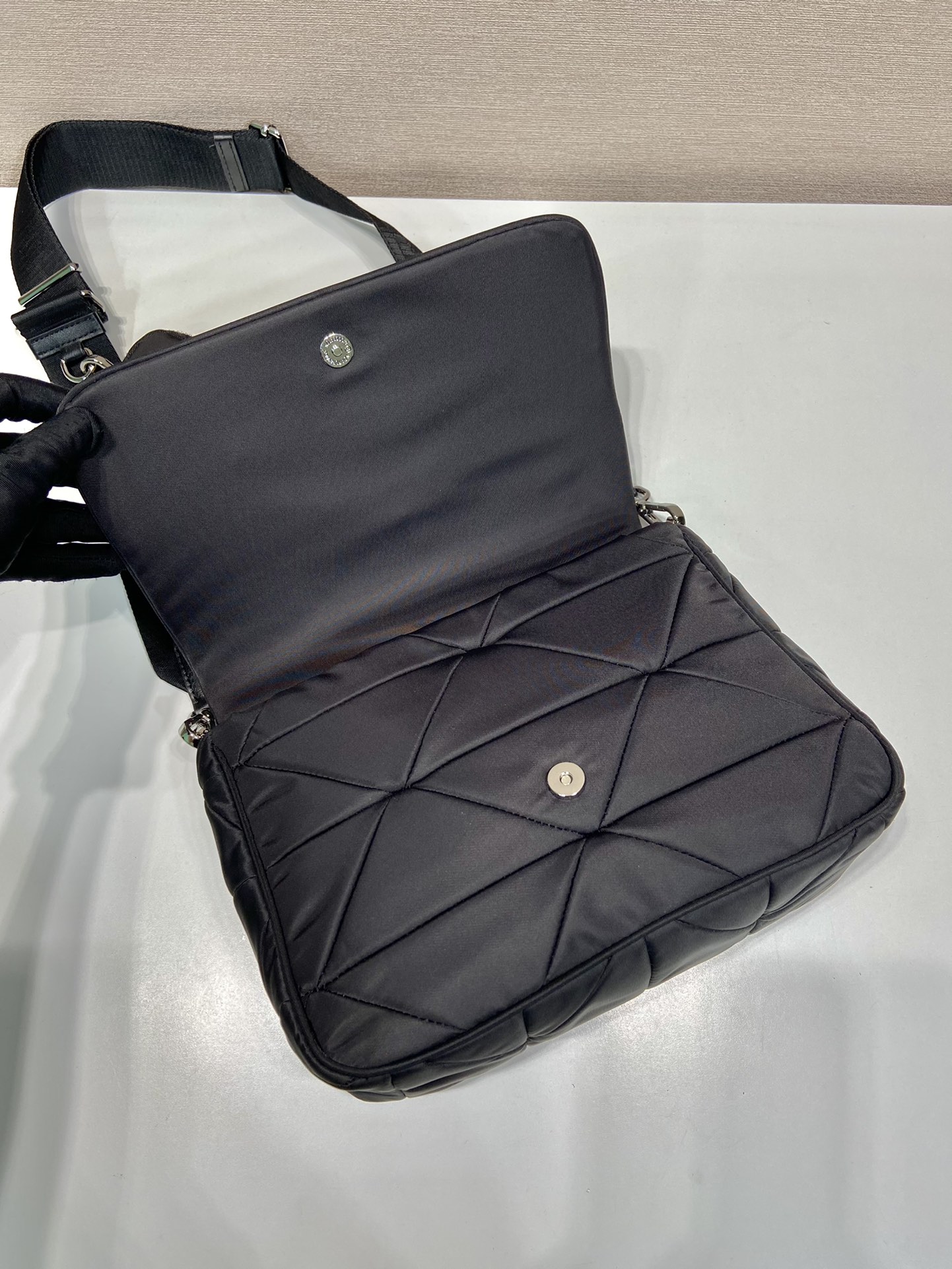 Pra*a re-nylon padded shoulder bag