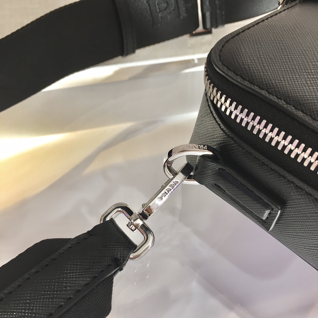 Pra*a small Pra*a brique leather bag