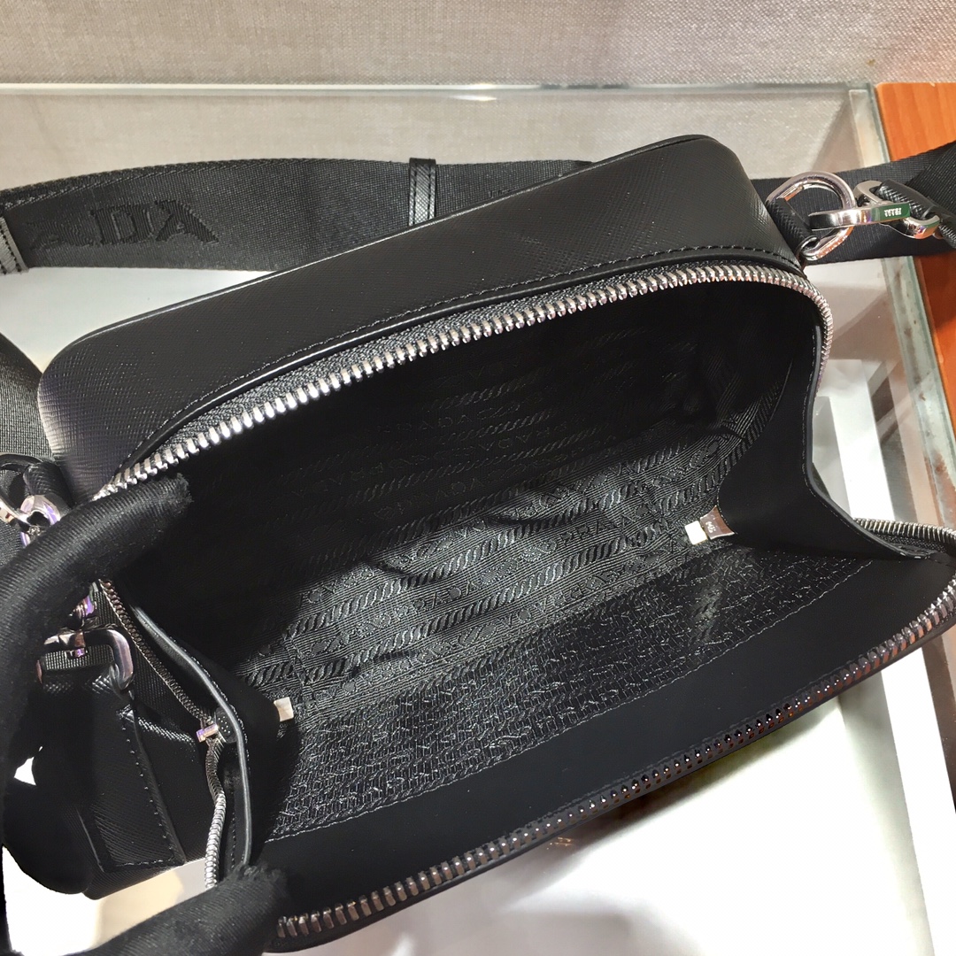 Pra*a small Pra*a brique leather bag