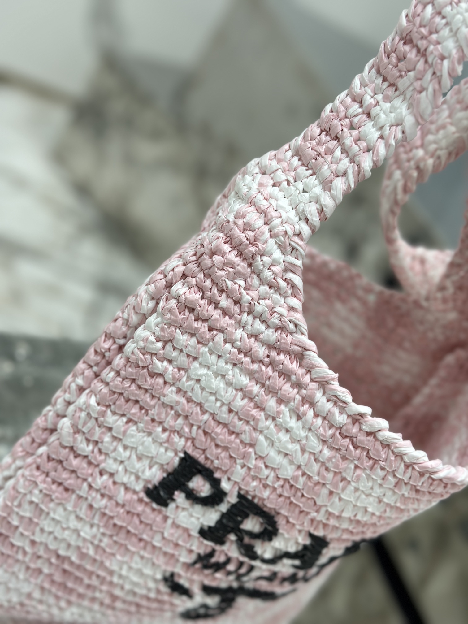 Pra*a crochet bag