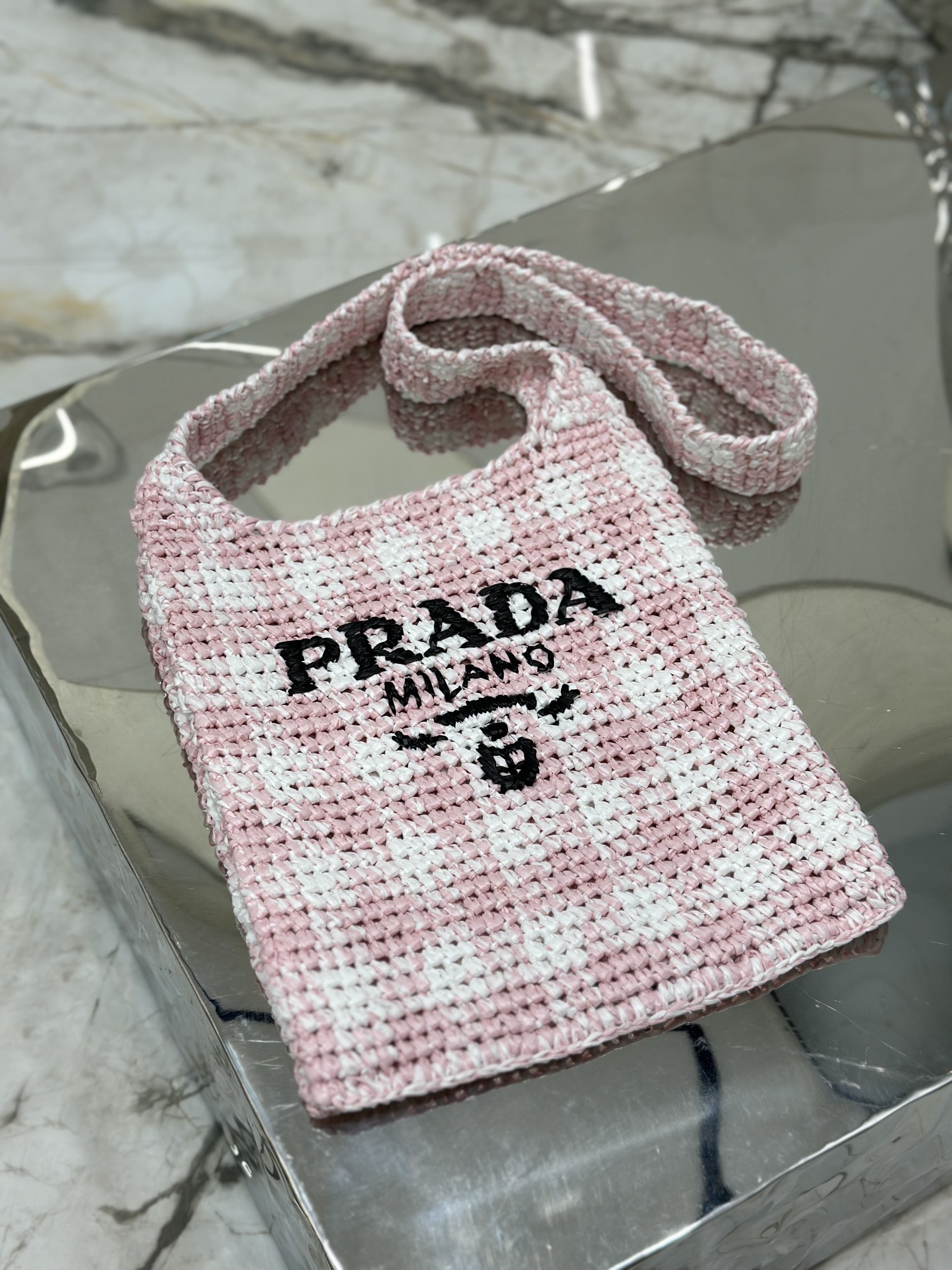 Pra*a crochet bag