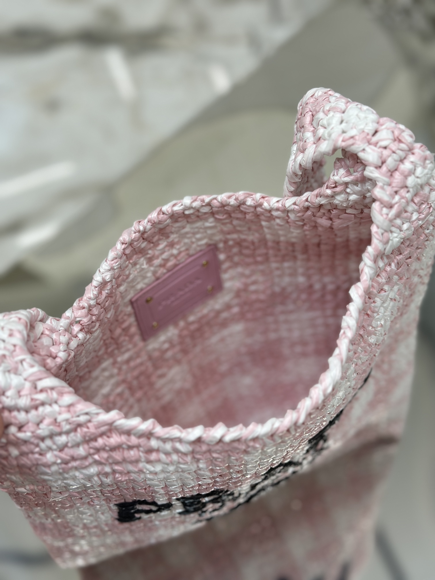 Pra*a crochet bag