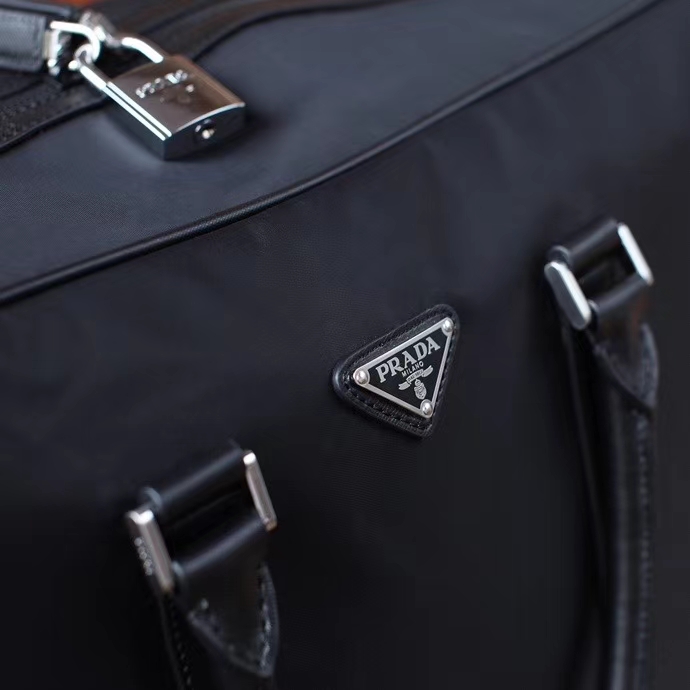 Pra*a nylon duffle bag in black