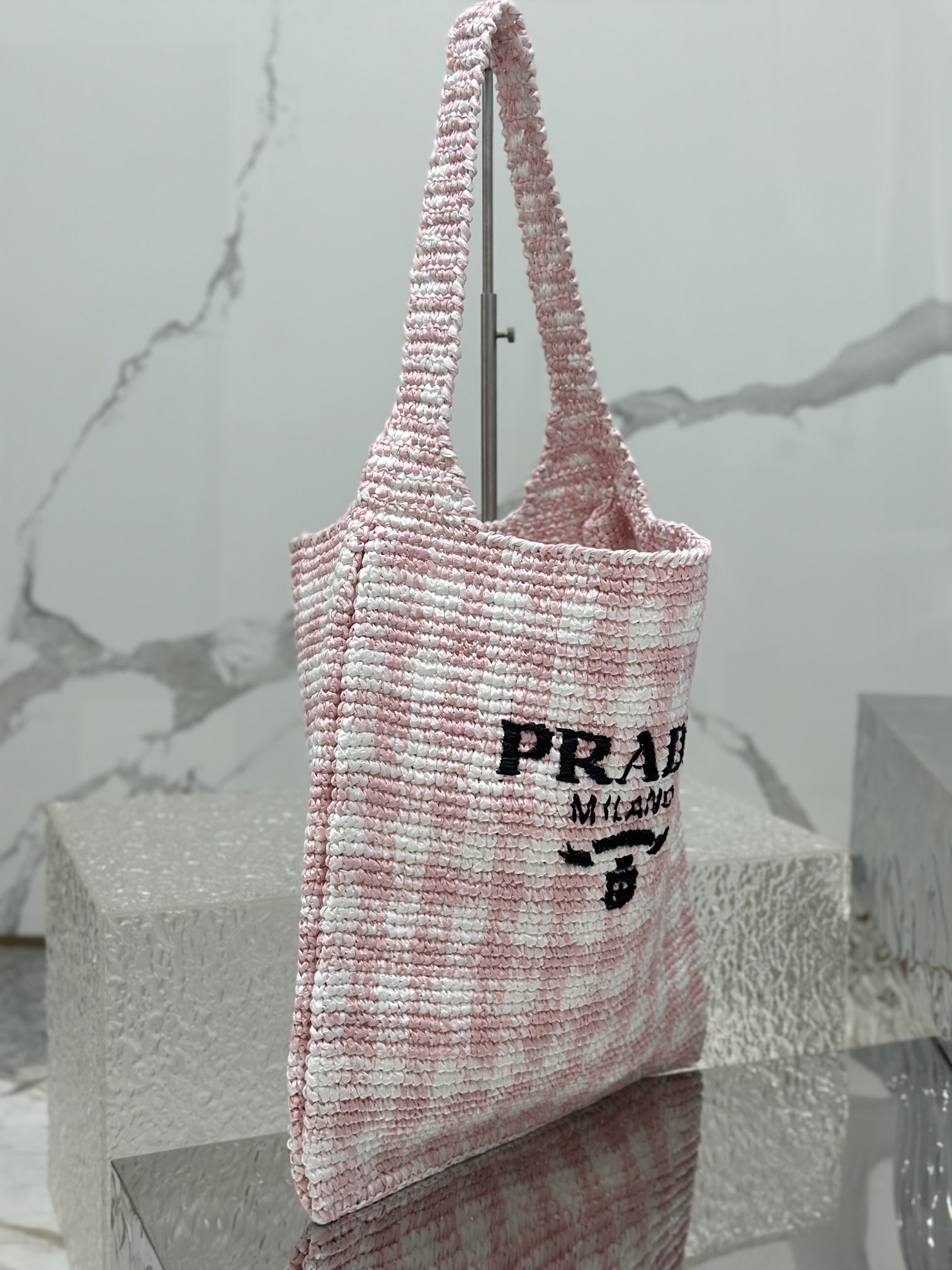 Pra*a crochet tote bag