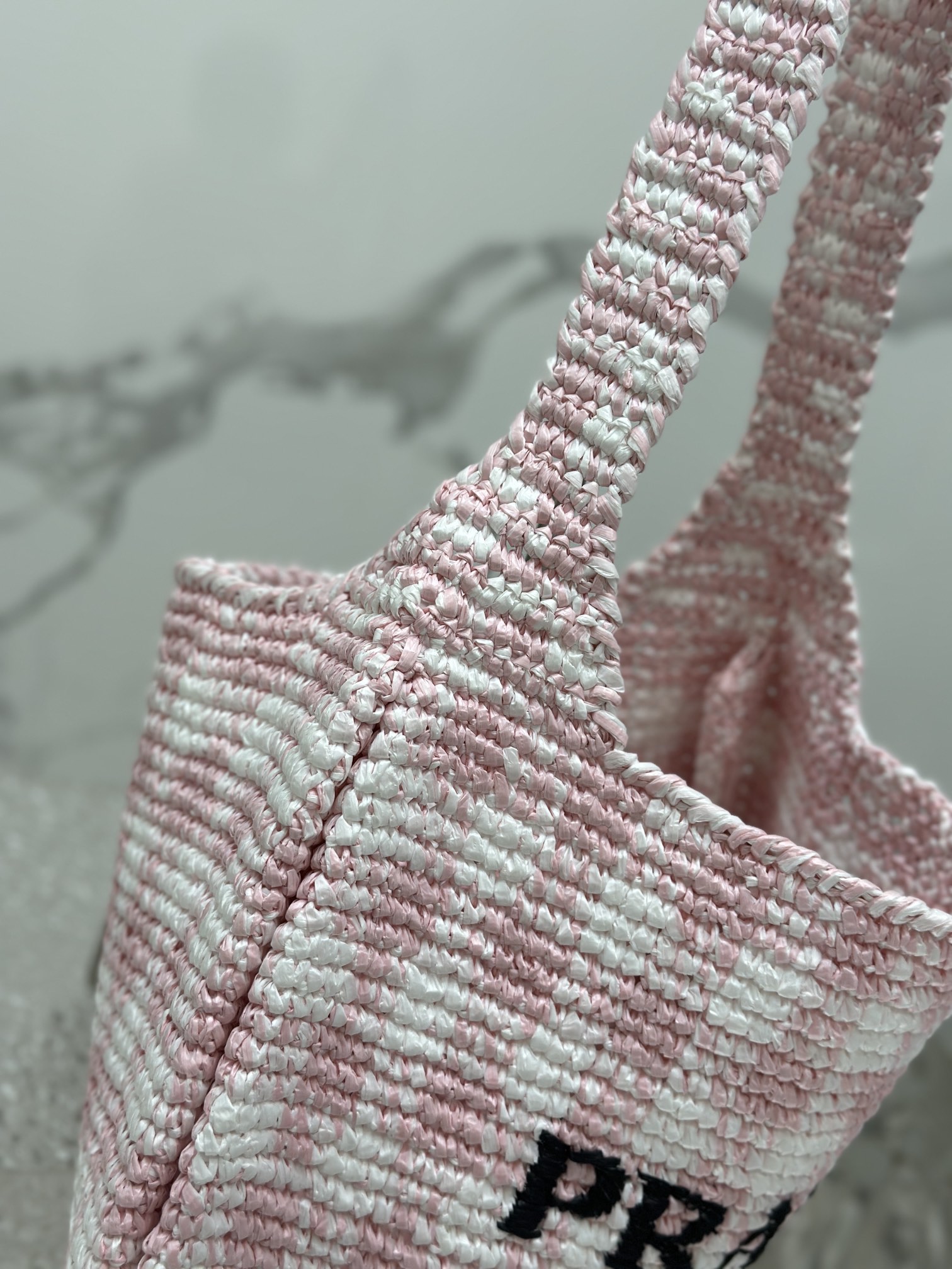 Pra*a crochet tote bag