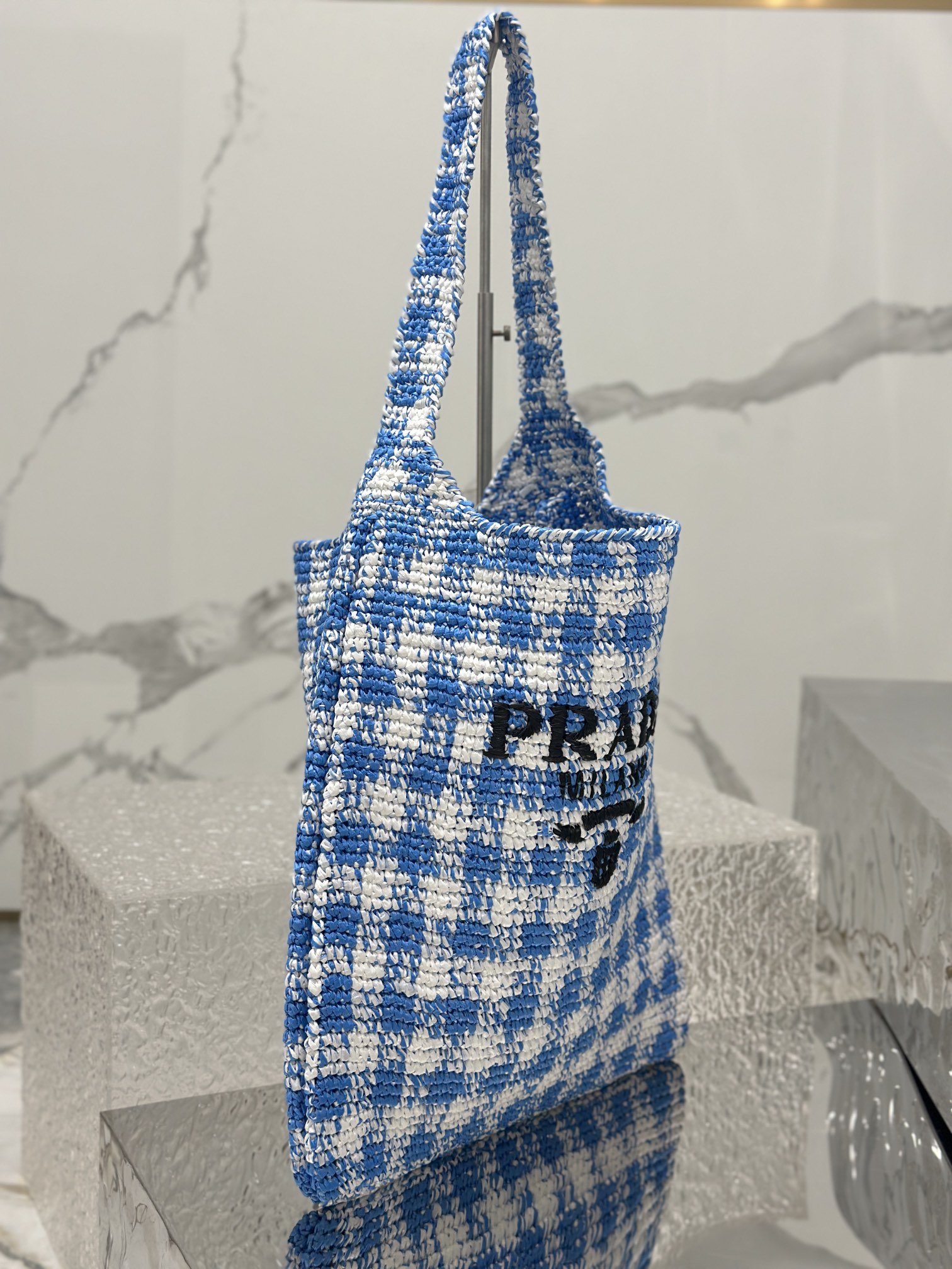 Pra*a crochet tote bag