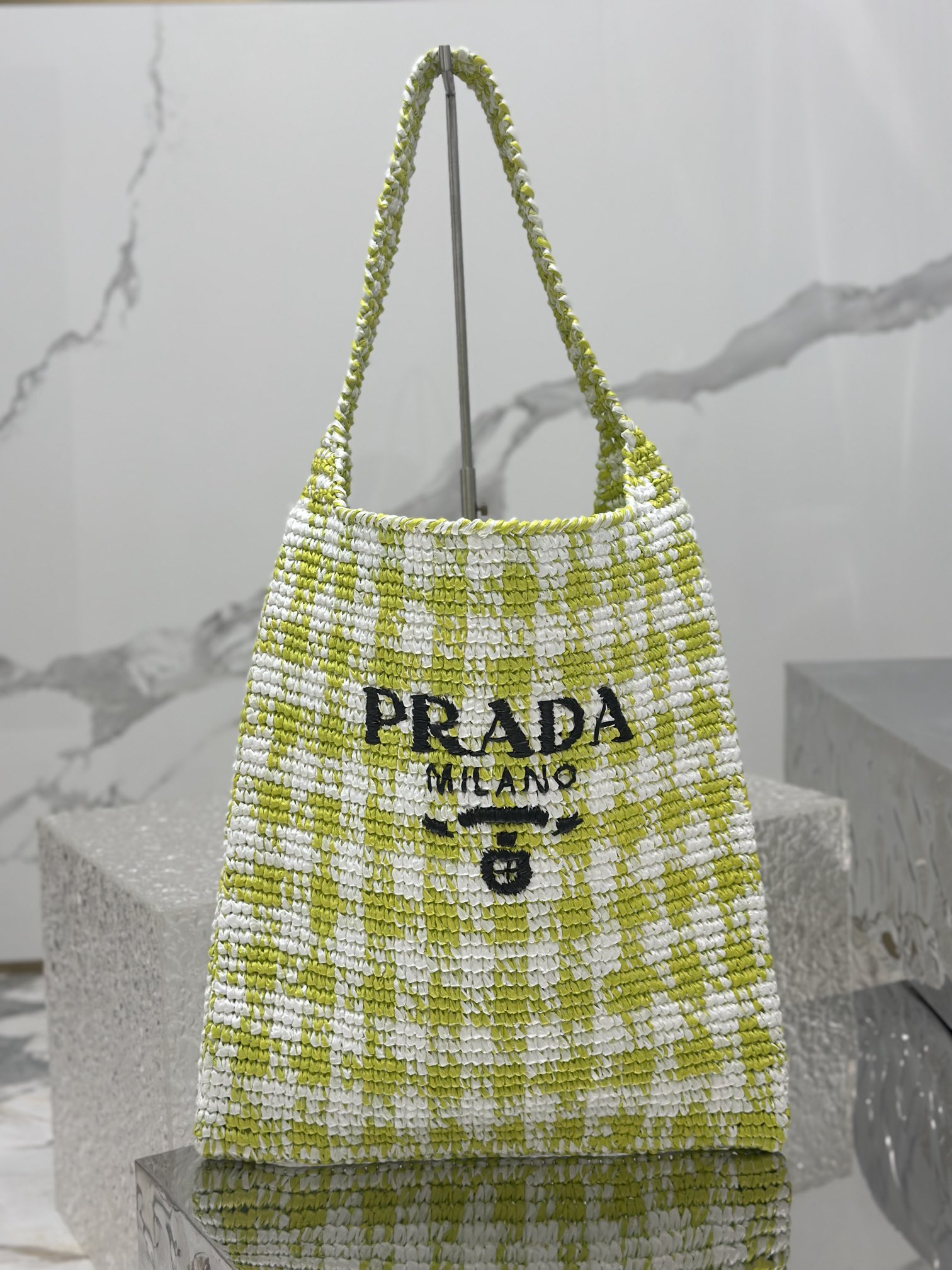 Pra*a crochet tote bag