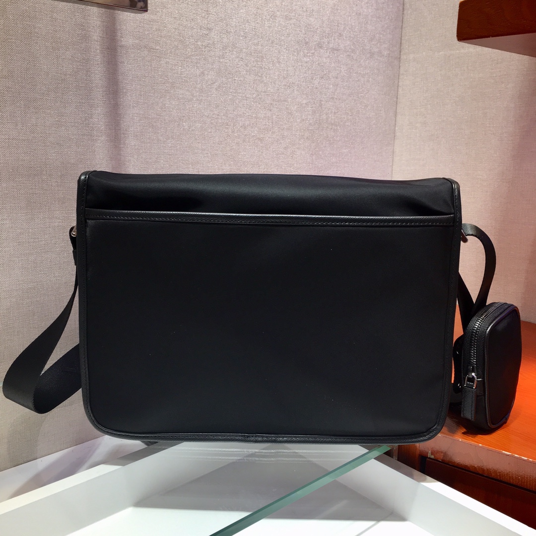 Pra*a re-nylon messenger bag