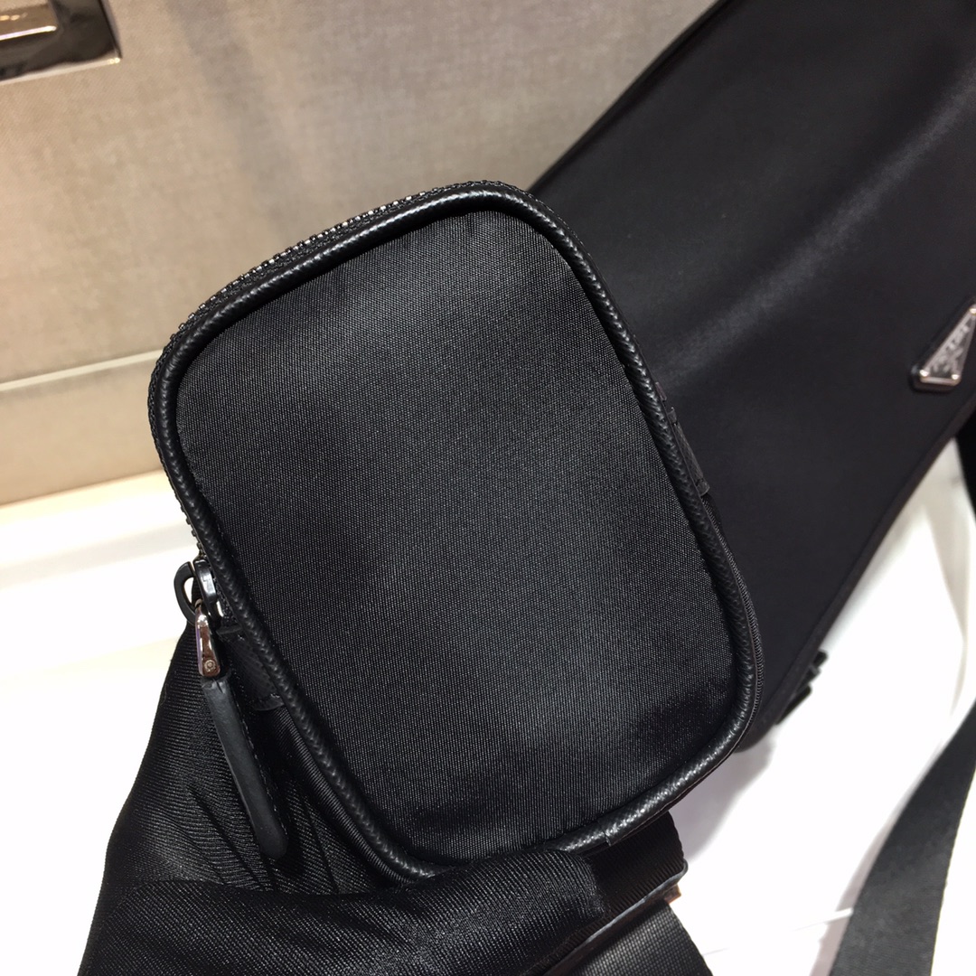 Pra*a re-nylon messenger bag