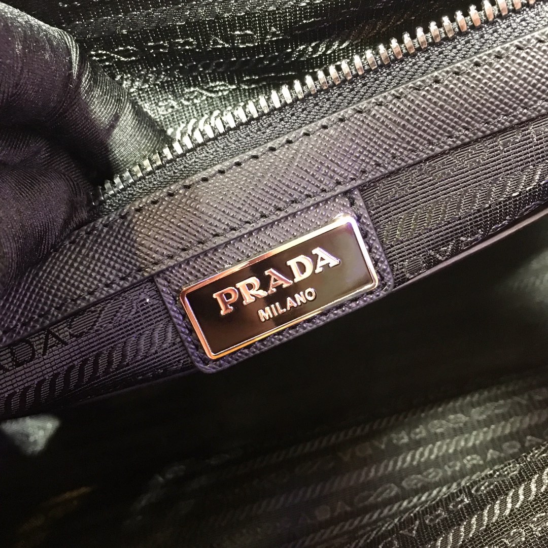 Pra*a re-nylon messenger bag