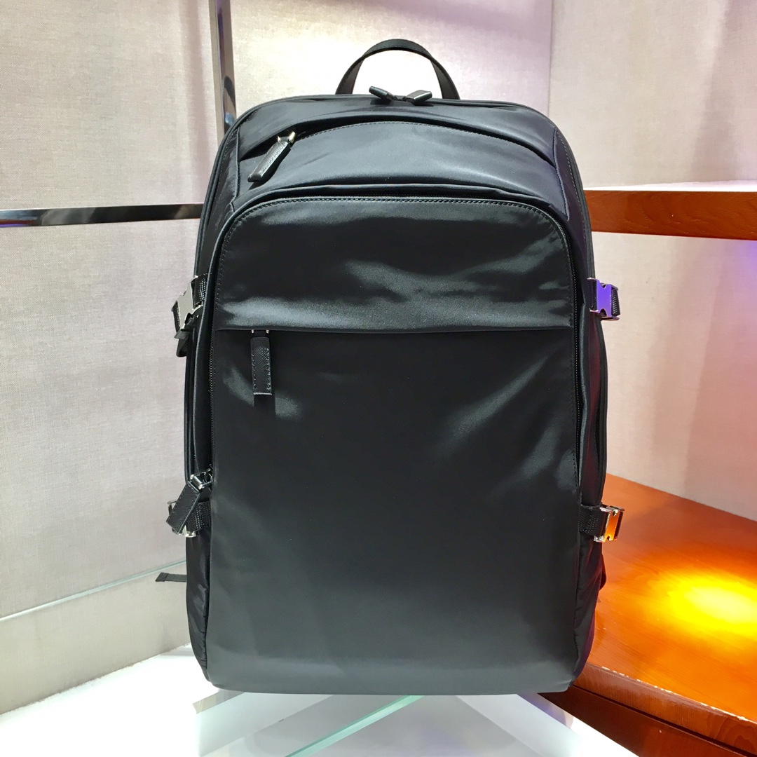 Pra*a nylon backpack