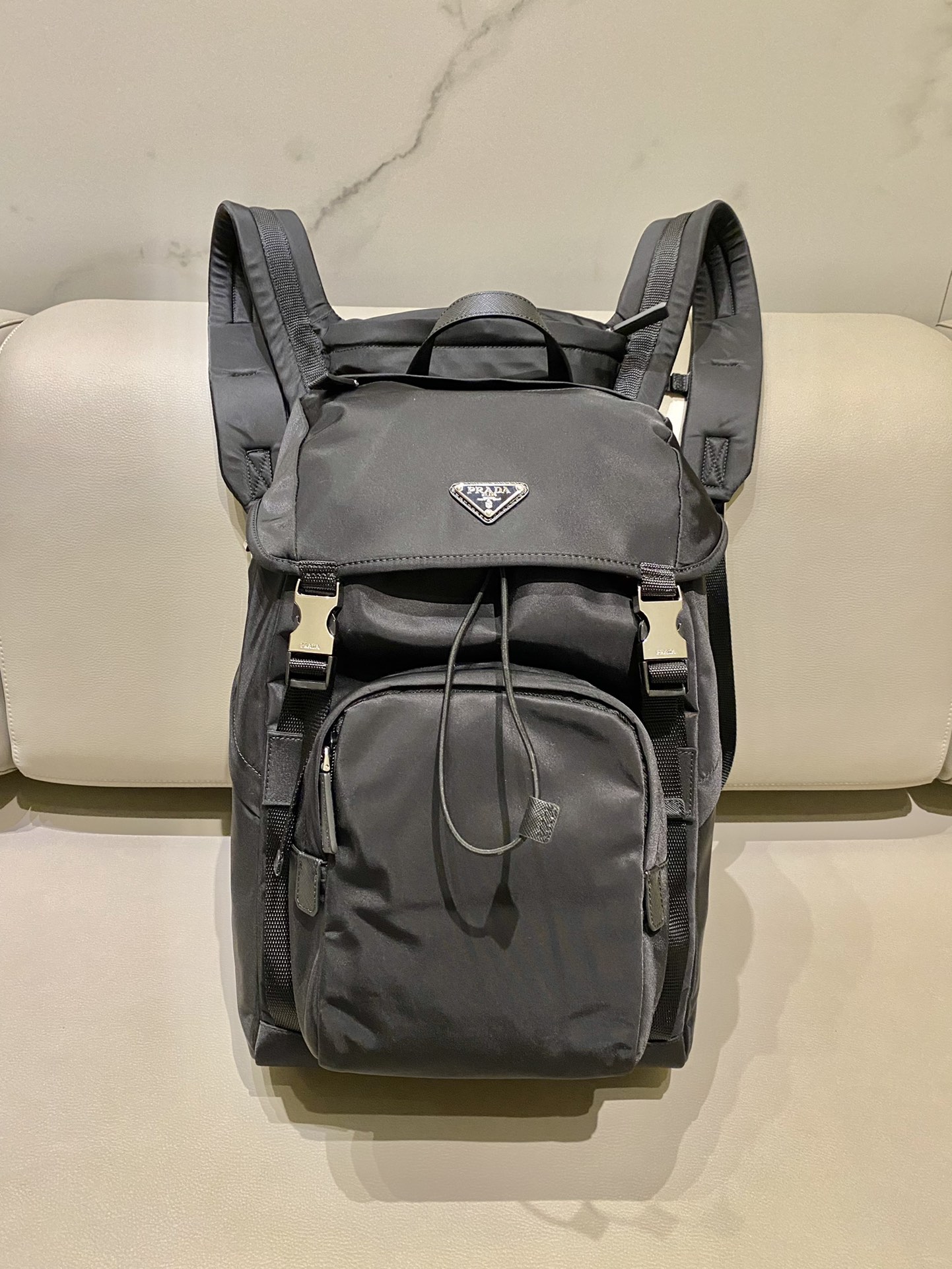 Pra*a  backpack