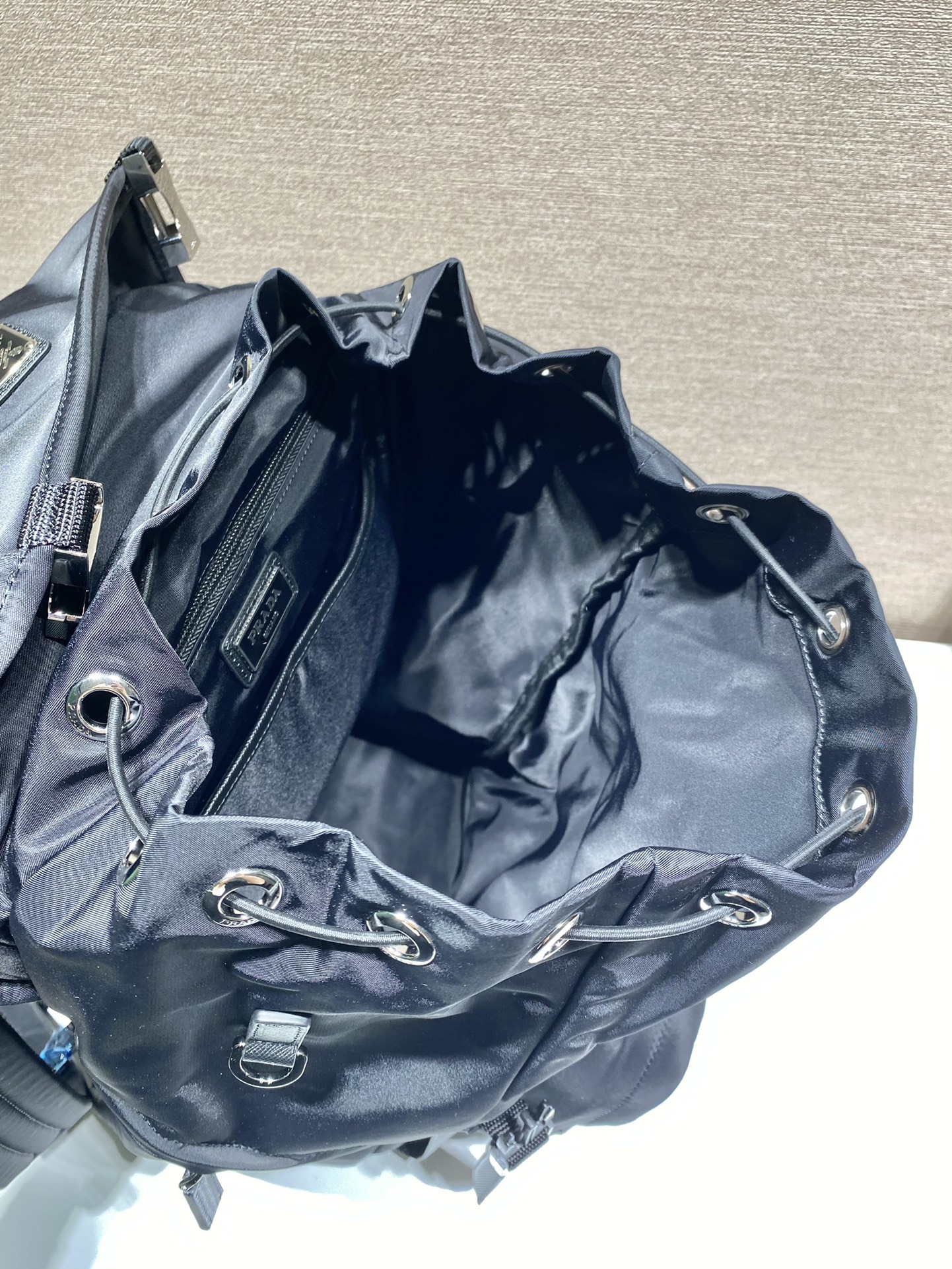 Pra*a  backpack