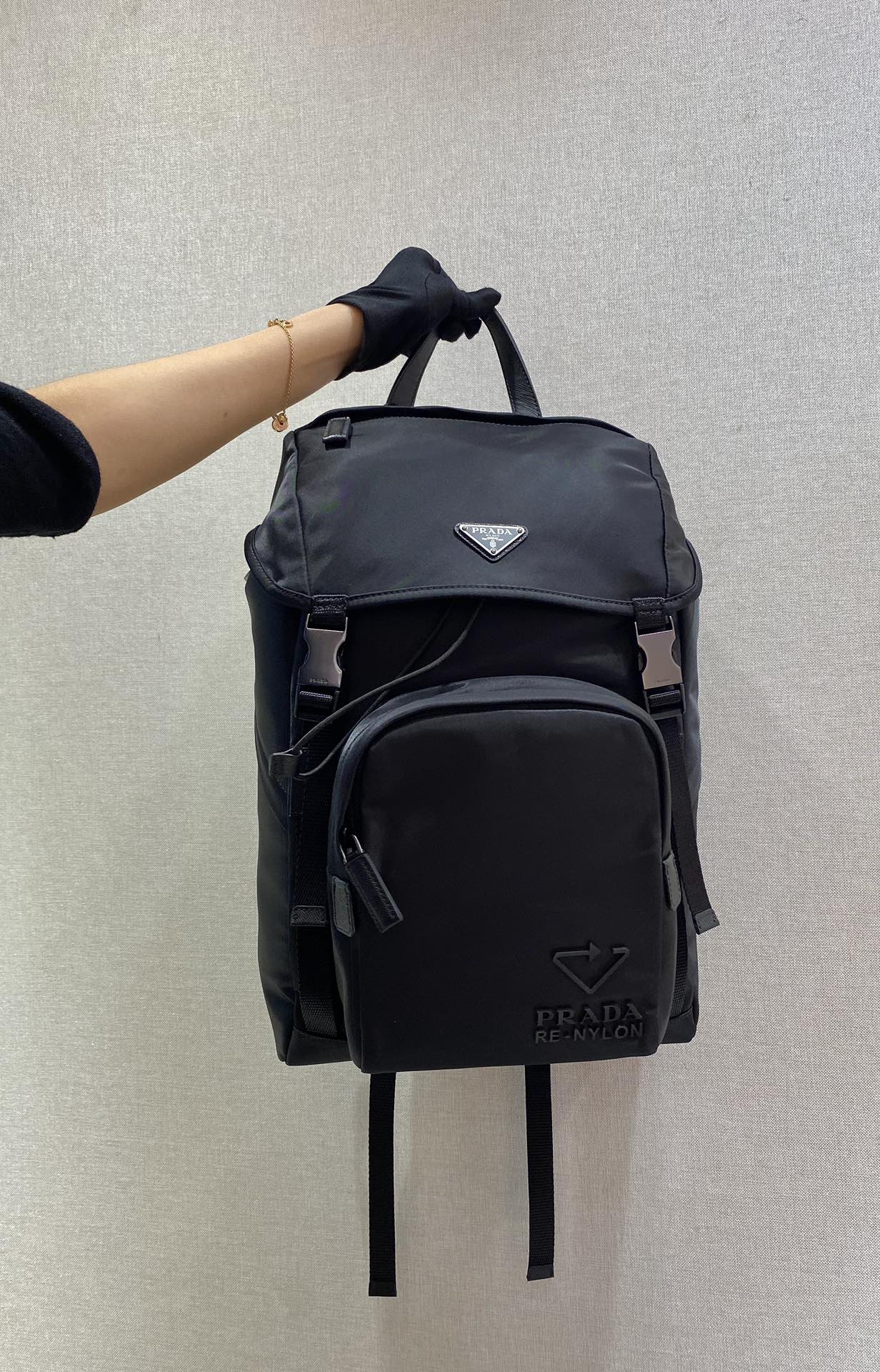 Pra*a  backpack
