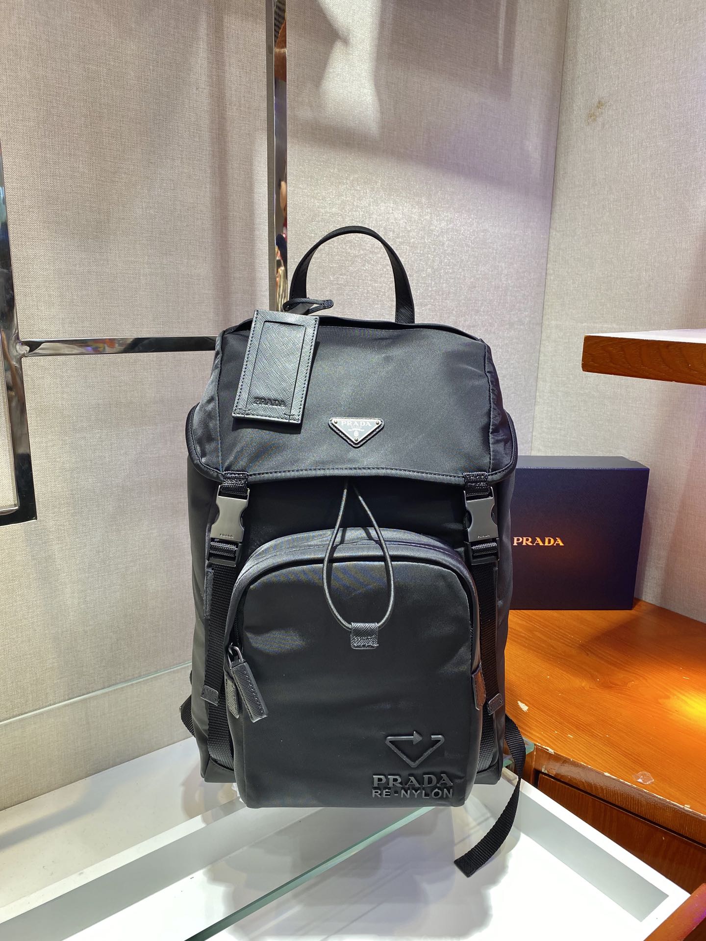 Pra*a  backpack