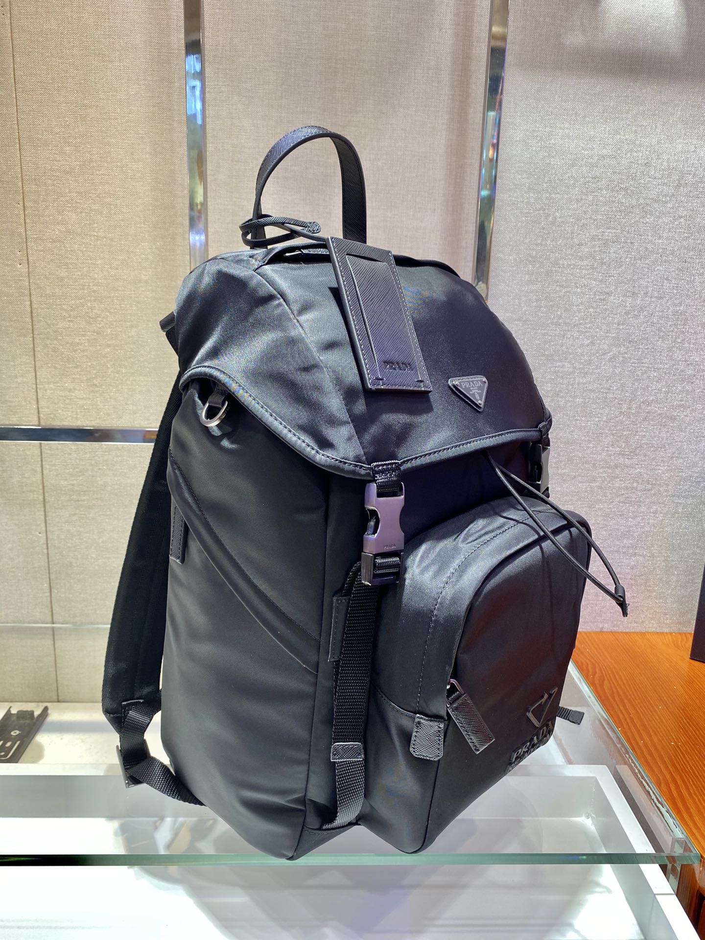 Pra*a  backpack