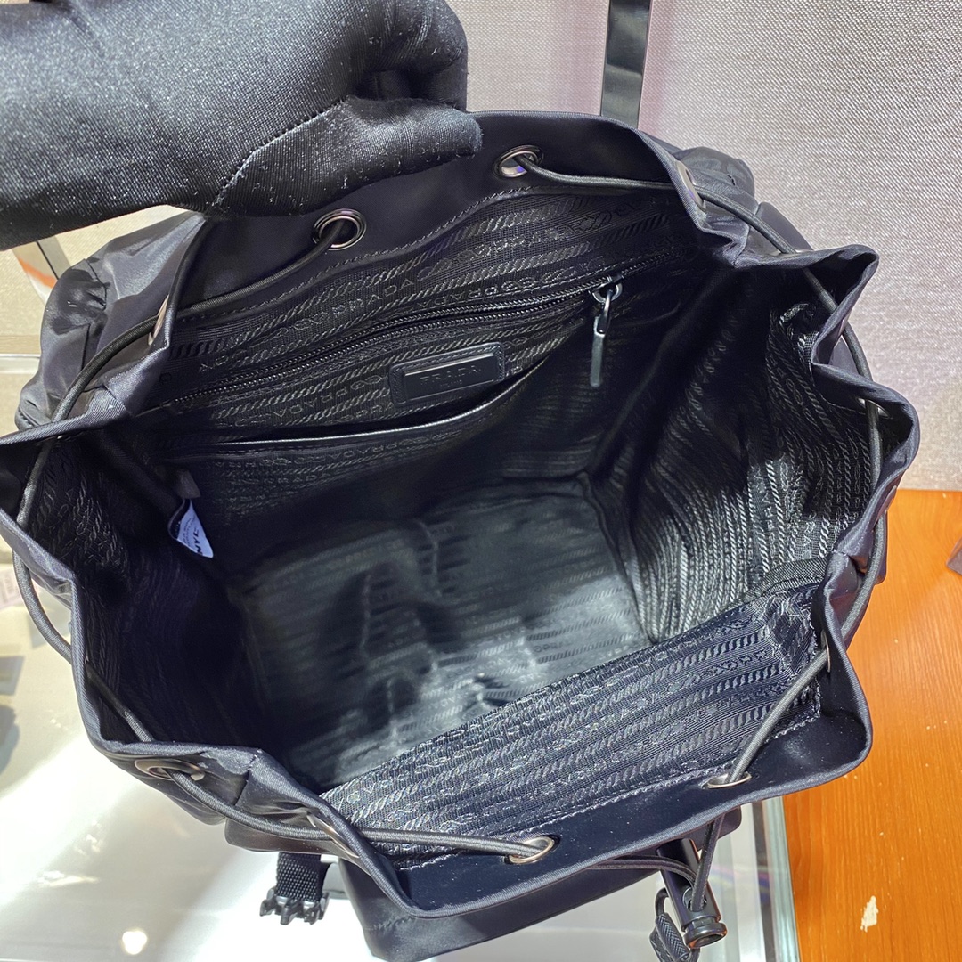Pra*a  backpack