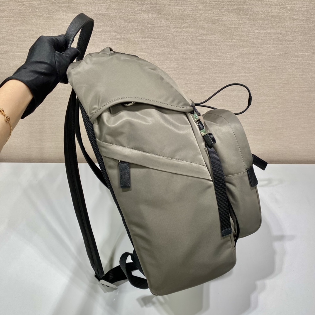 Pra*a  backpack