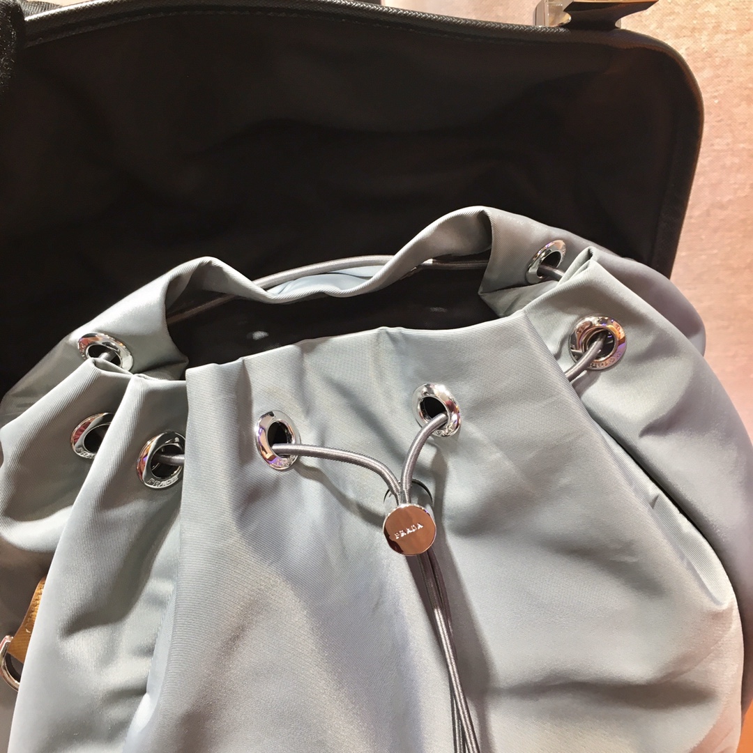 Pra*a backpack
