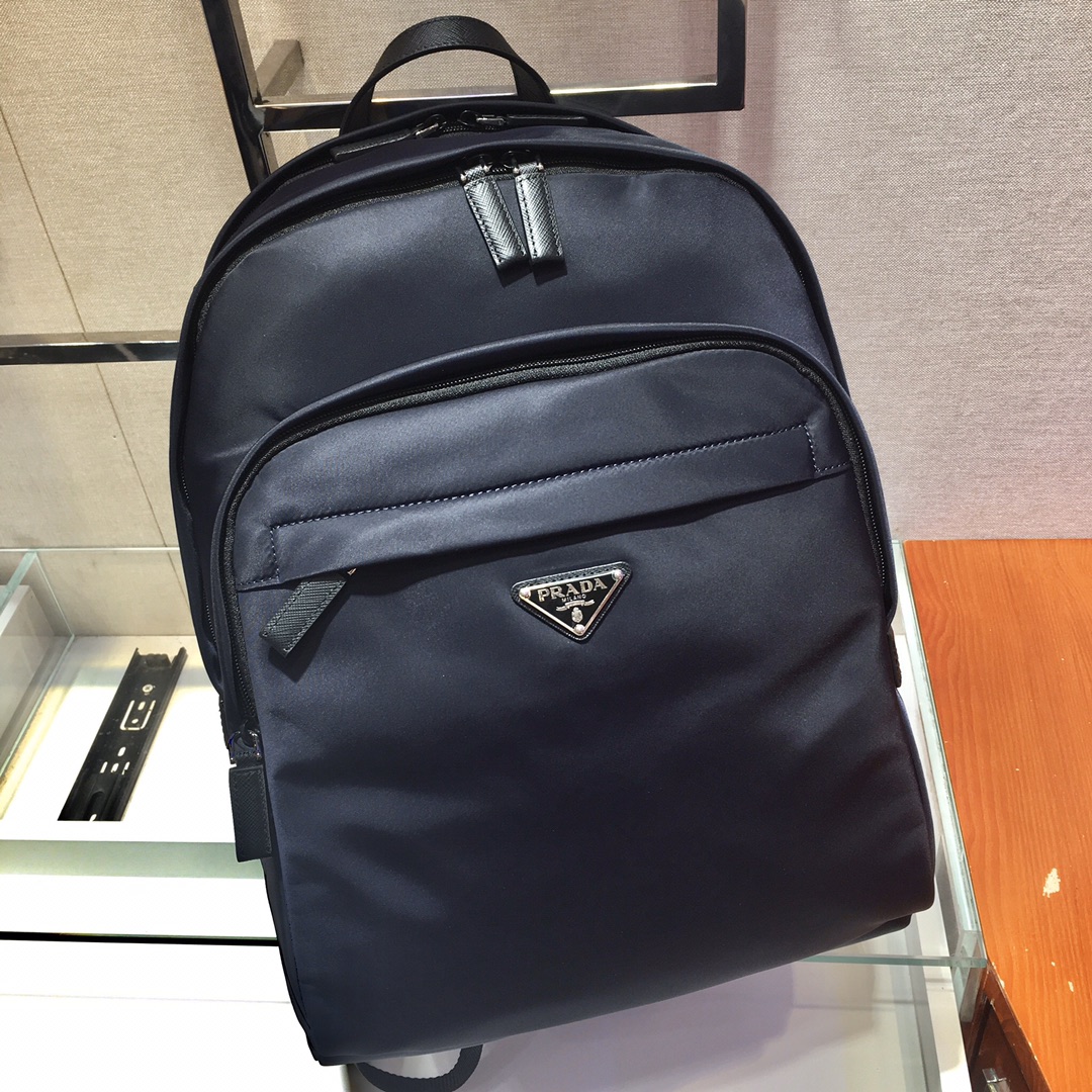 Pra*a saffiano backpack