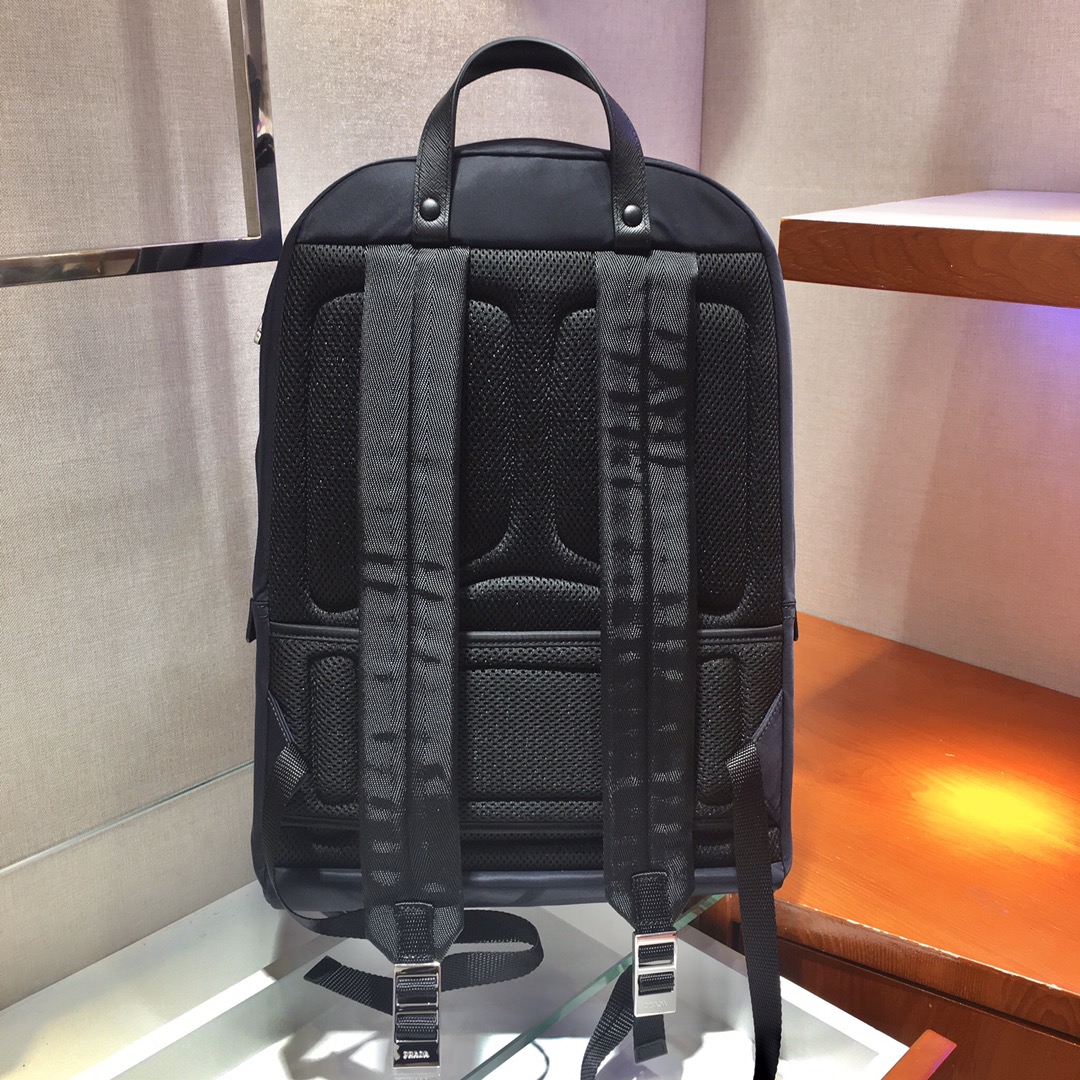 Pra*a saffiano backpack