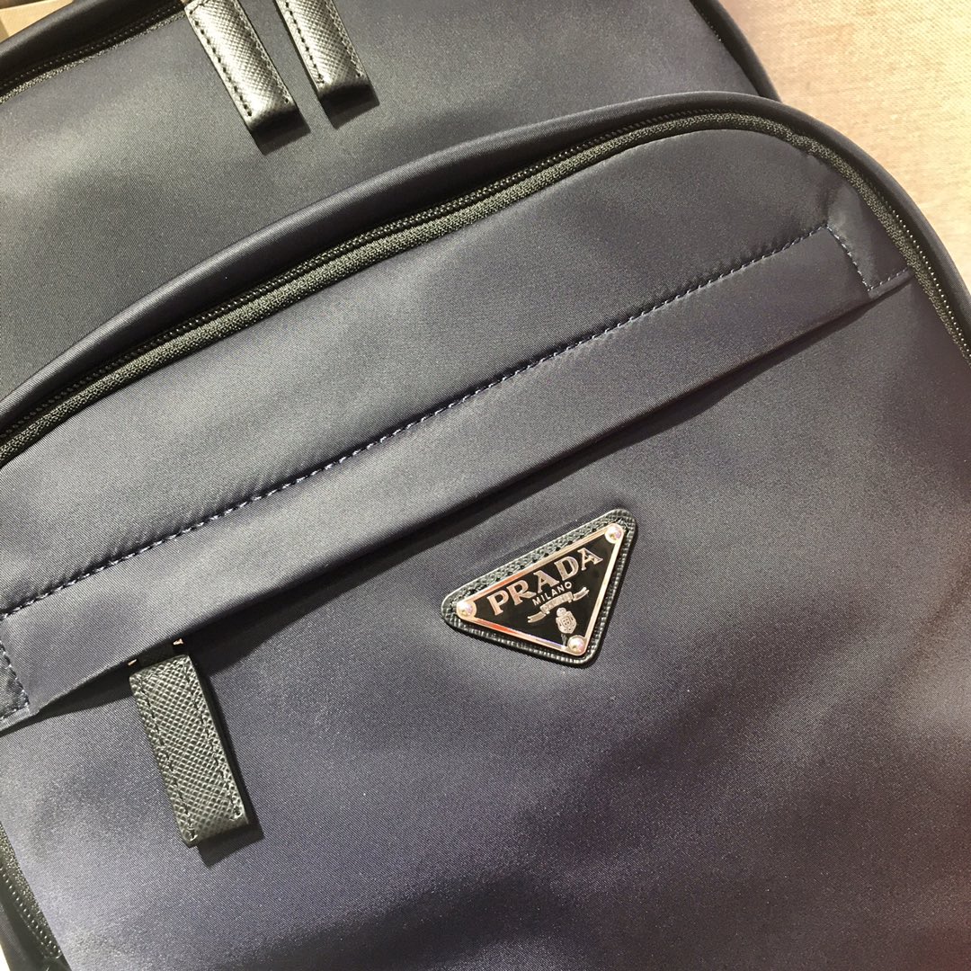 Pra*a saffiano backpack