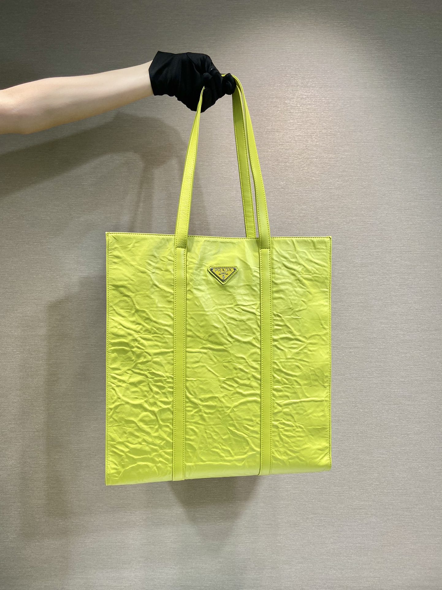Pra*a medium antique nappa leather tote bag