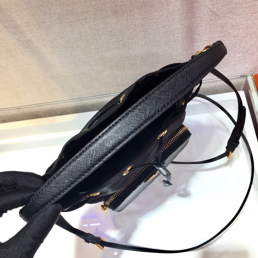 Pra*a duet re-nylon bucket bag
