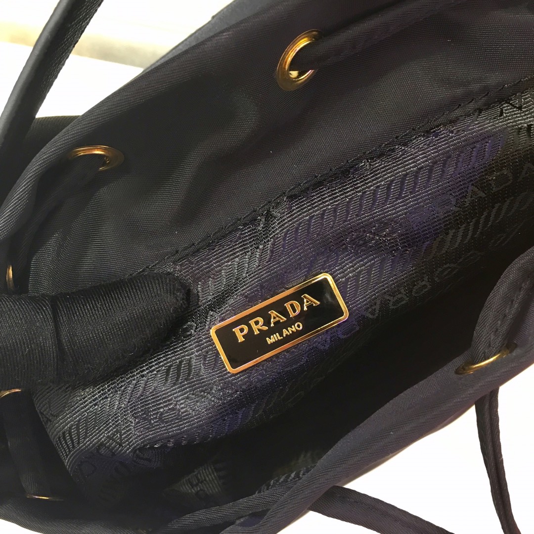 Pra*a duet re-nylon bucket bag