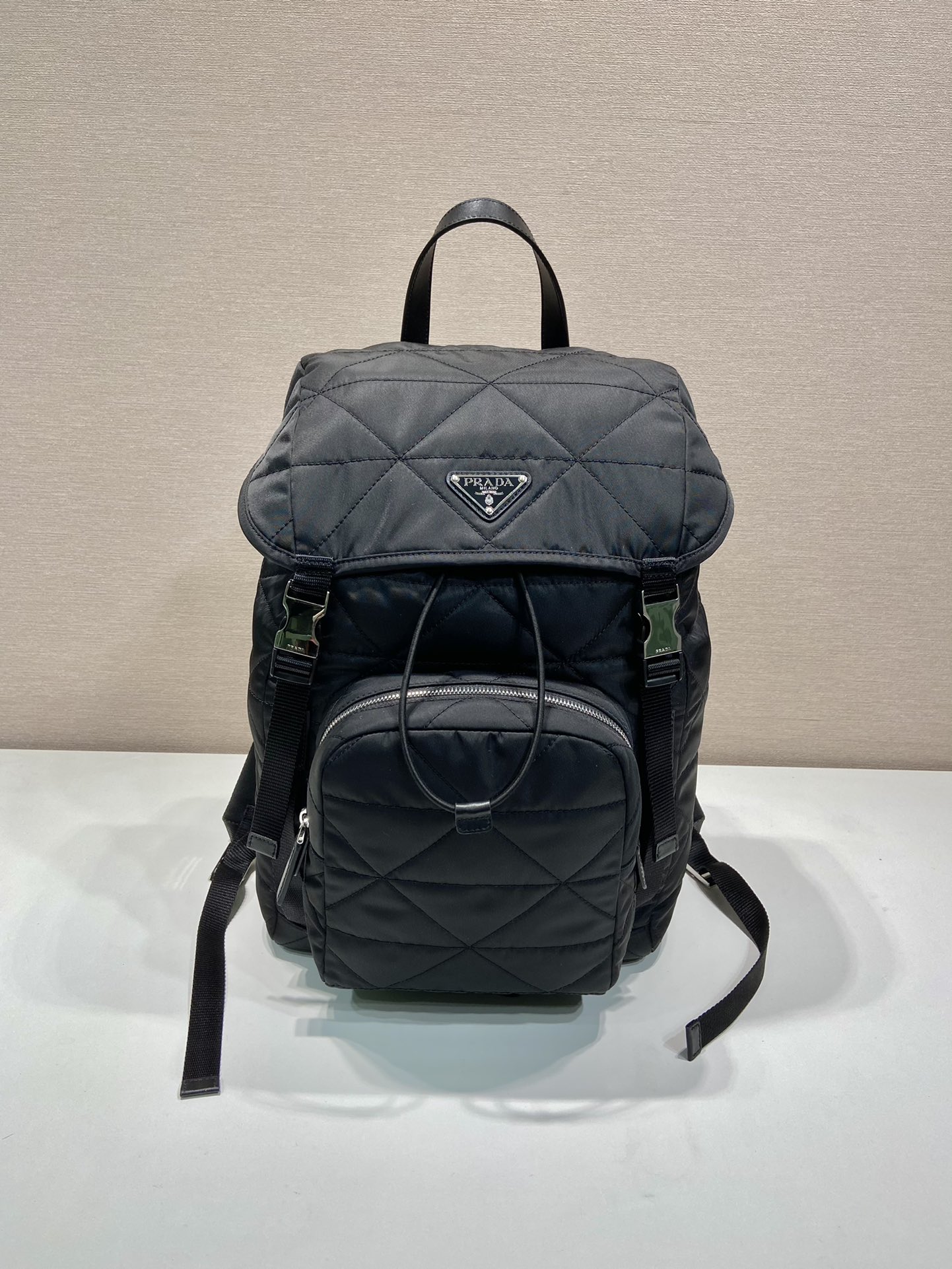 Pra*a backpack