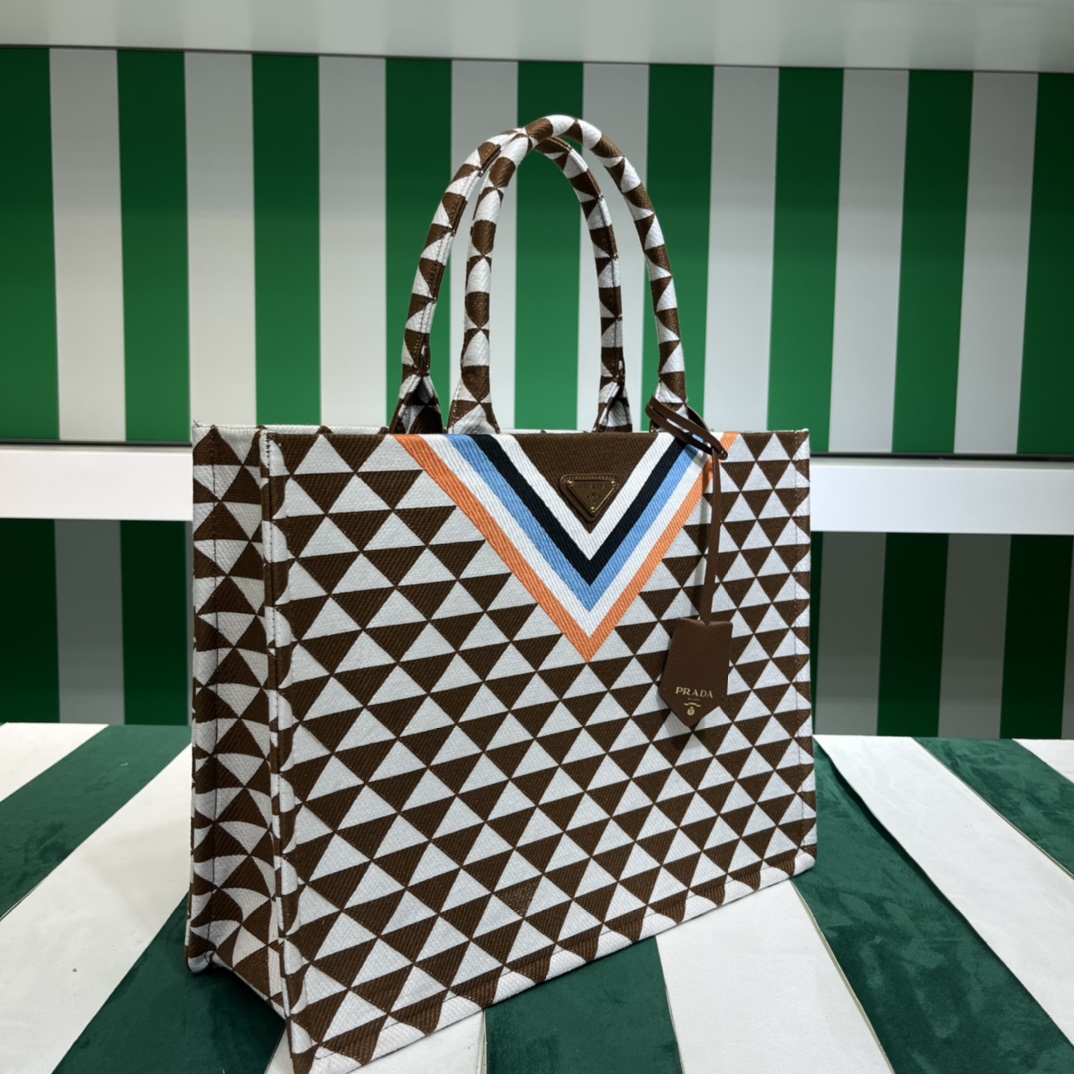 Pra*a symbole embroidered fabric tote bag